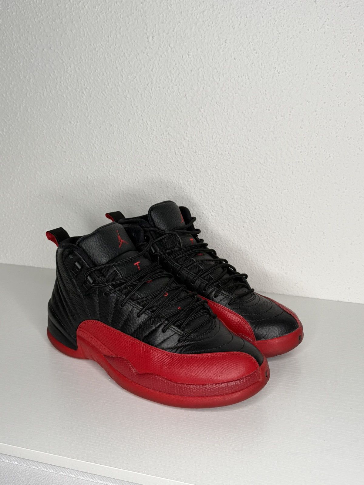 Nike Jordan 12 Retro Flu Game 2016 Size US 9 / EU 42 - 1 Thumbnail