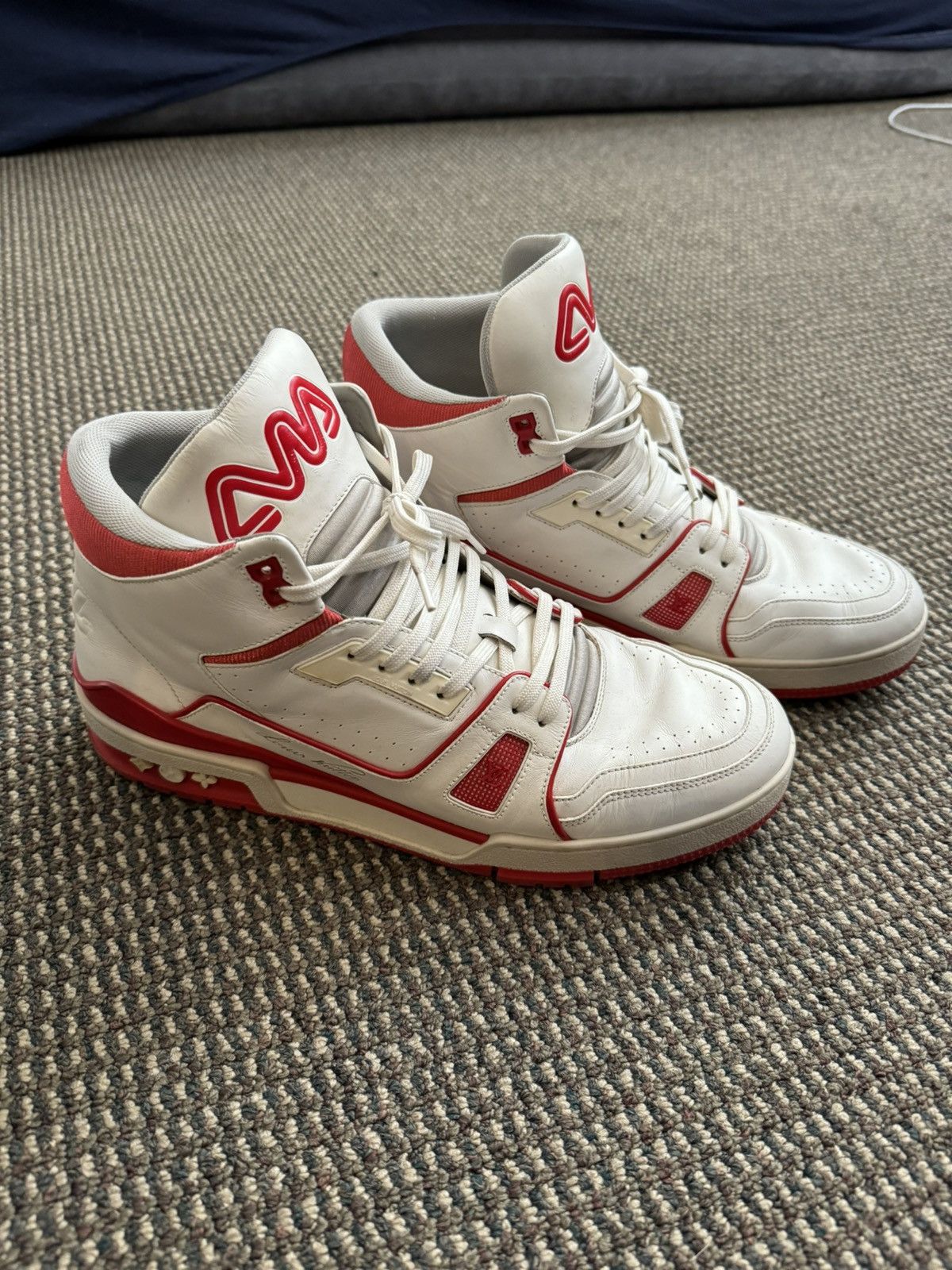 Louis Vuitton Louis Vuitton LV Trainer Mid White Red Size 9 (fits US 10.5) Size US 10.5 / EU 43-44 - 1 Thumbnail