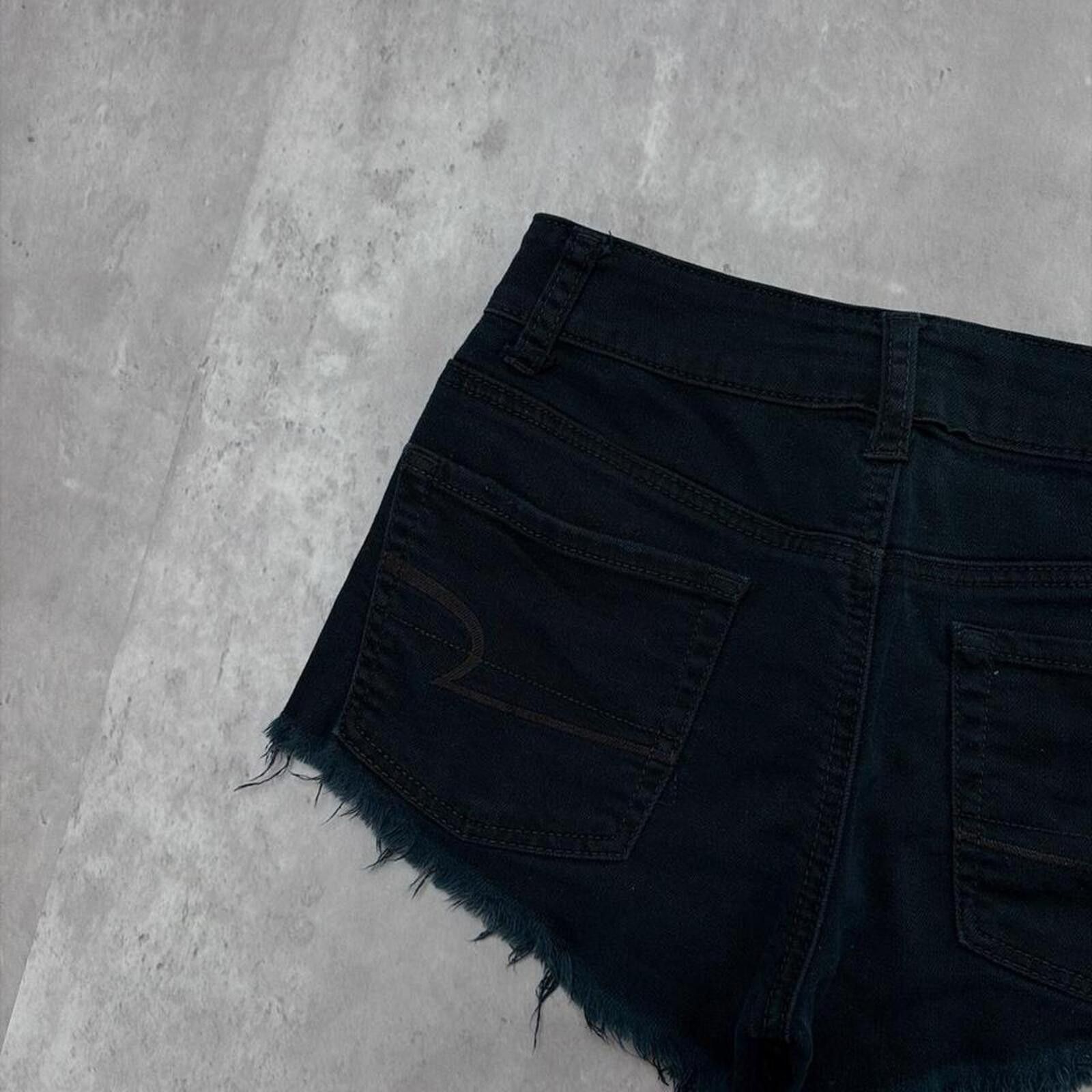 American Eagle Outfitters Y2K Black American Eagle Grunge Gothic Mini Denim Shorts Size 42" / US 20 - 4 Thumbnail