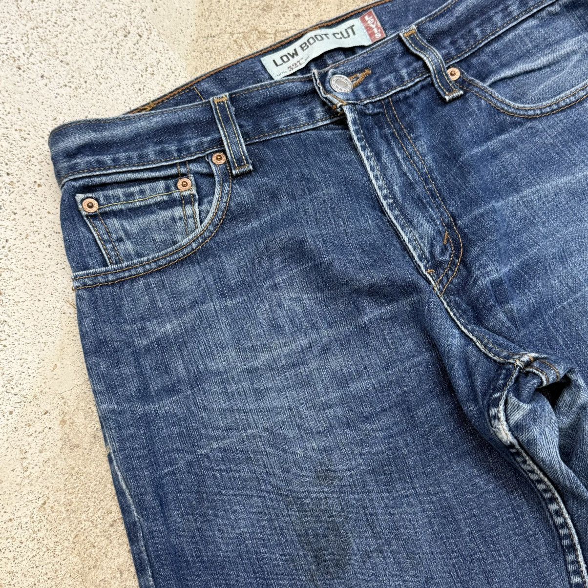 Levi's Levis 527 Low Bootcut Denim Pants Size US 30 / EU 46 - 7 Thumbnail