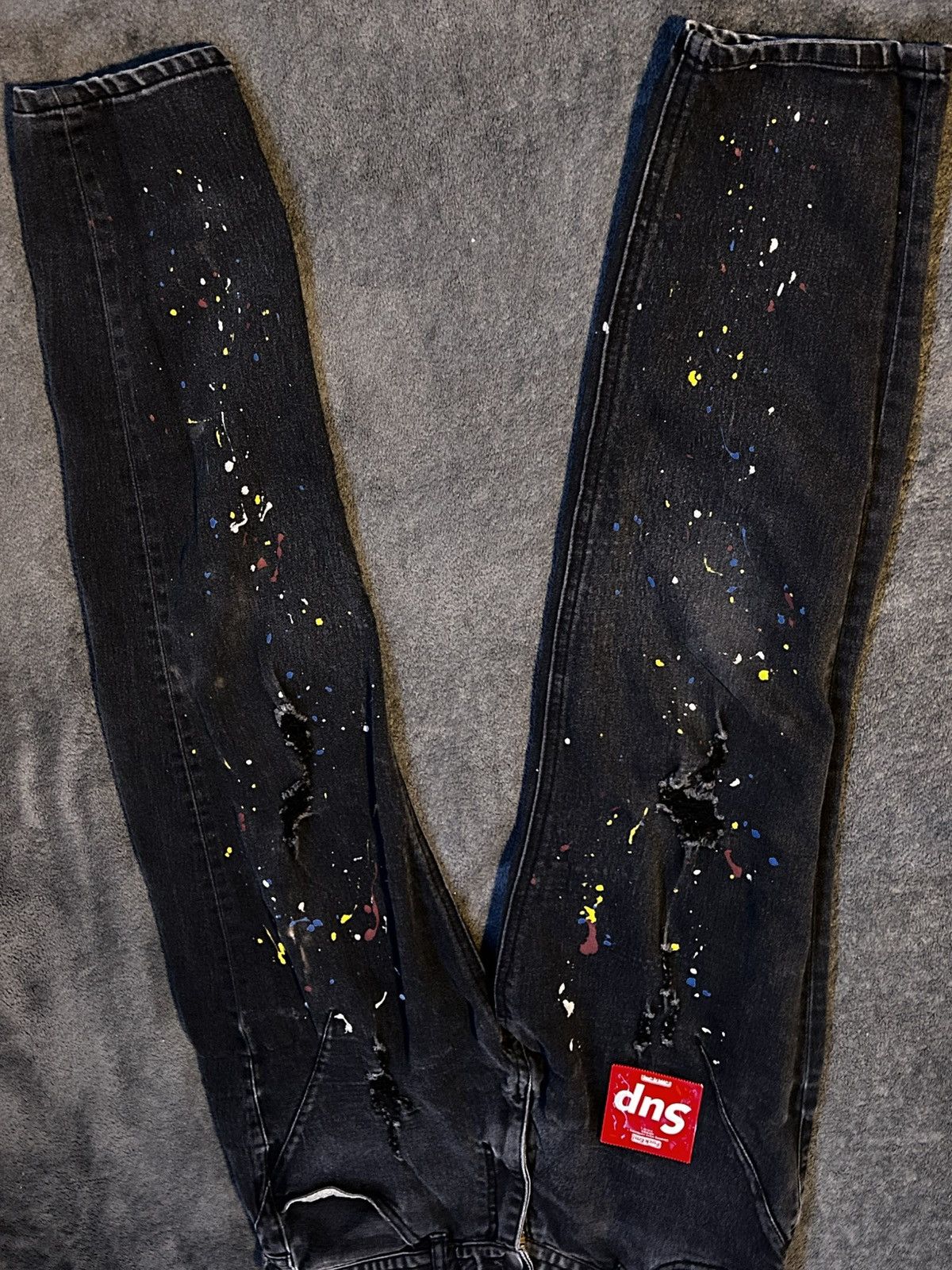 Number (N)ine Number (N)ine paint splatter distressed jeans Size US 28 / EU 44 - 2 Thumbnail