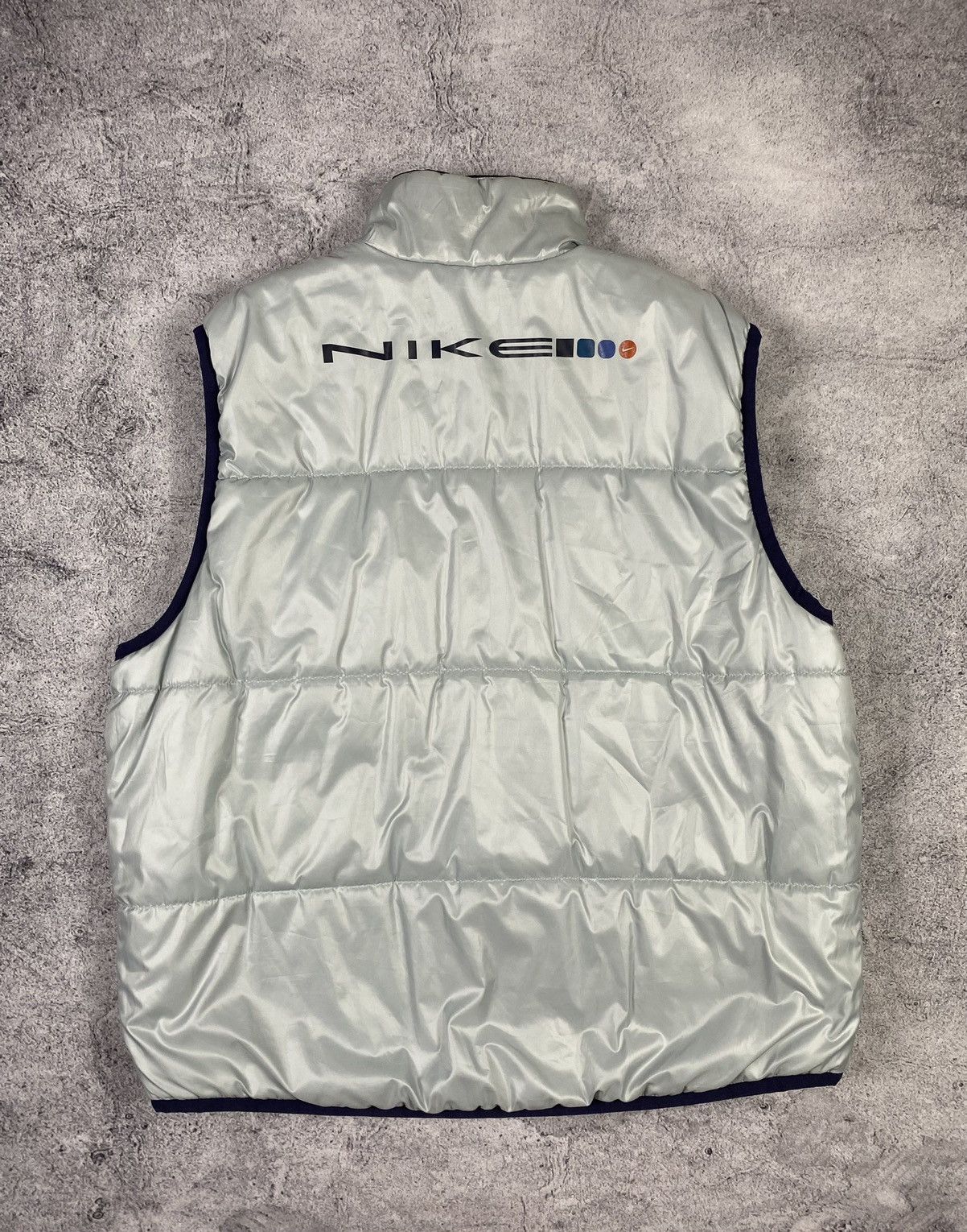 image of Nike Reversible Puffer Jacket (A337) in Silver, Men's (Size XL)