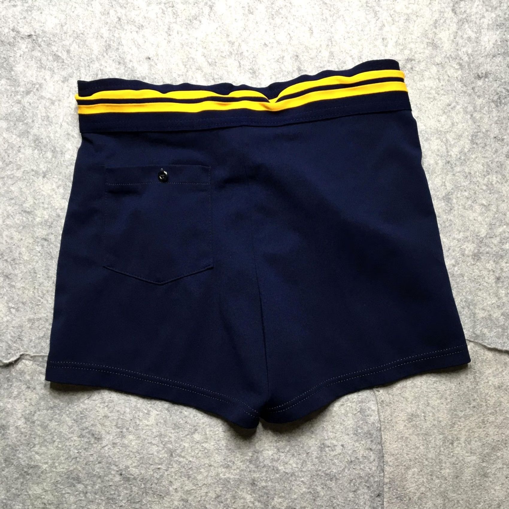 Vintage VINTAGE Southern Athletic Shorts Mens Large Navy Blue Gold Striped Waistband USA 80s Size US 33 - 6 Thumbnail