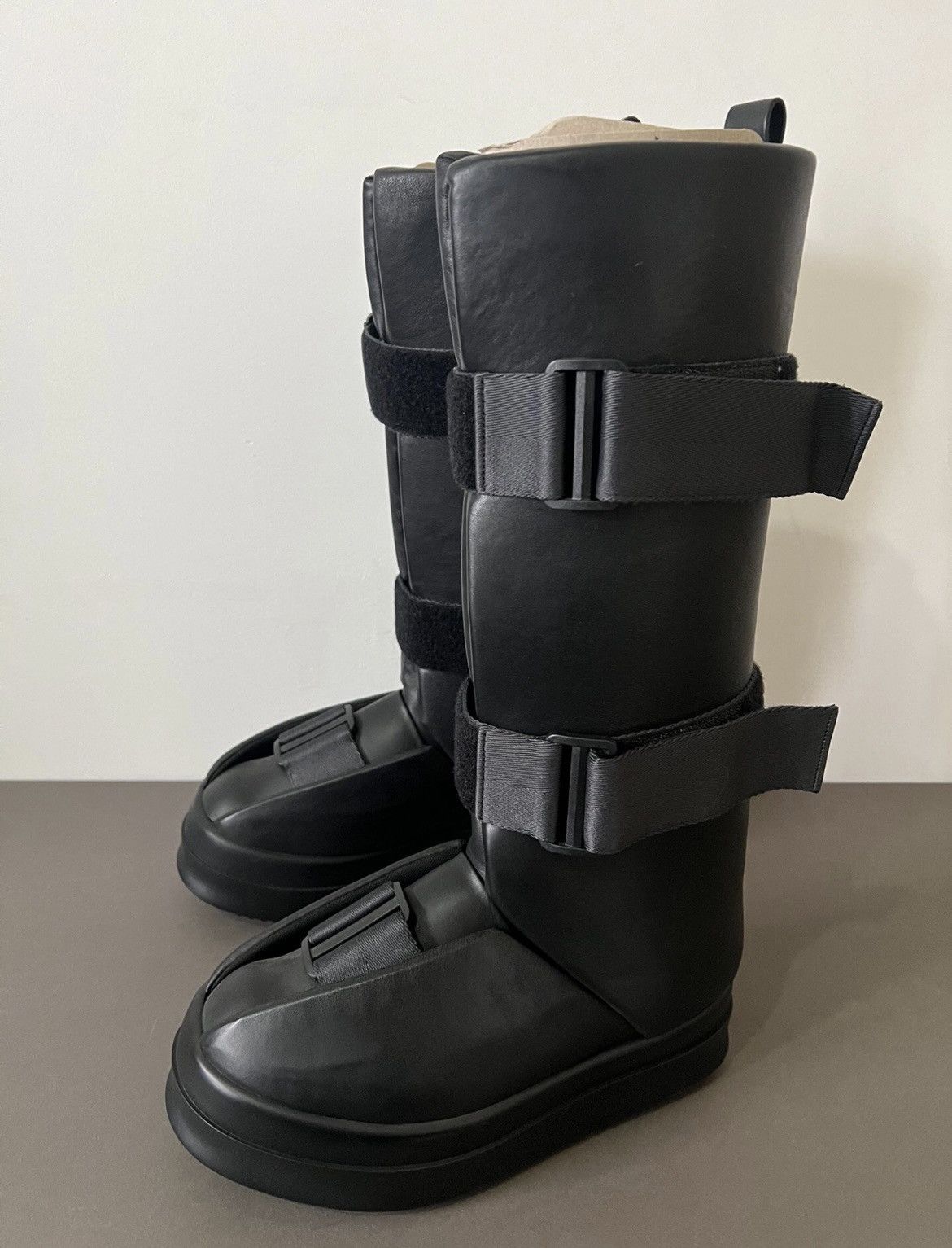 Rick Owens FW23 Splint Boots Size US 8 / EU 41 - 1 Thumbnail
