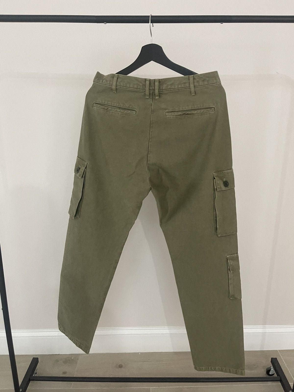 John Elliott John Elliott Techno Utility Cargo Pants Olive (size 30) Size US 30 / EU 46 - 2 Thumbnail