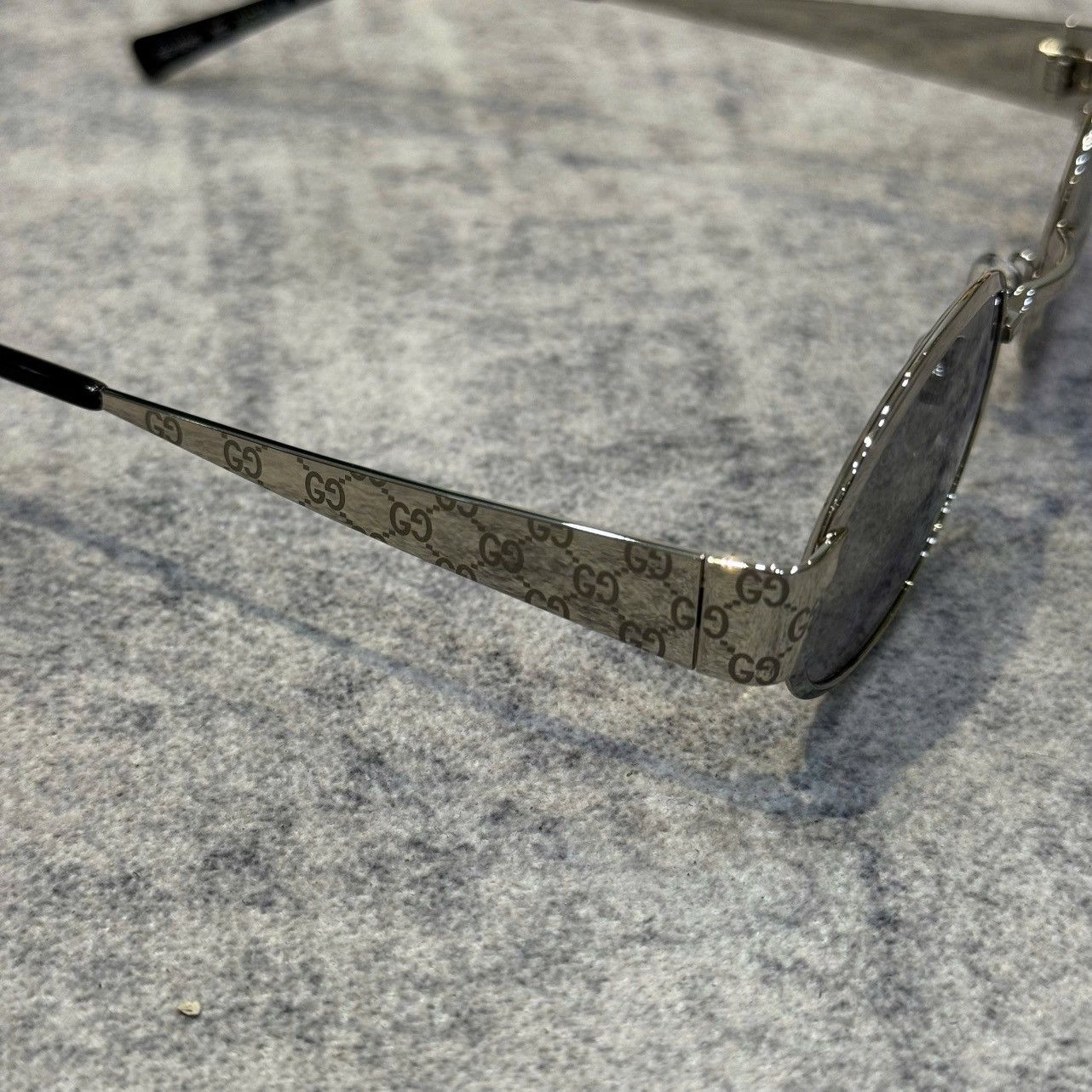 Gucci GUCCI GG1854S 002 Size ONE SIZE - 3 Thumbnail