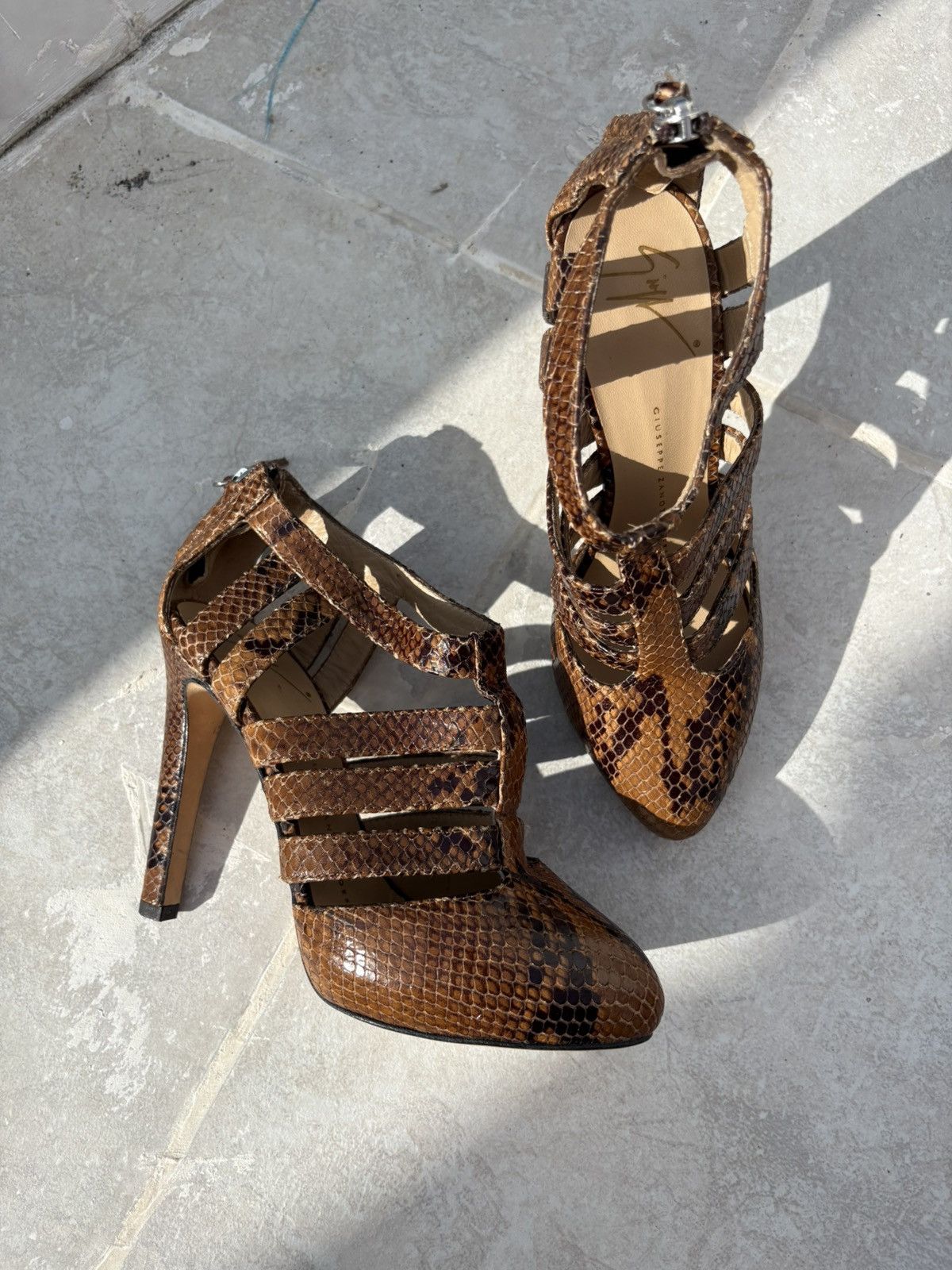 Giuseppe Zanotti Giuseppe zanotti vicini snakeskin heels Size US 6 / IT 36 - 9 Thumbnail