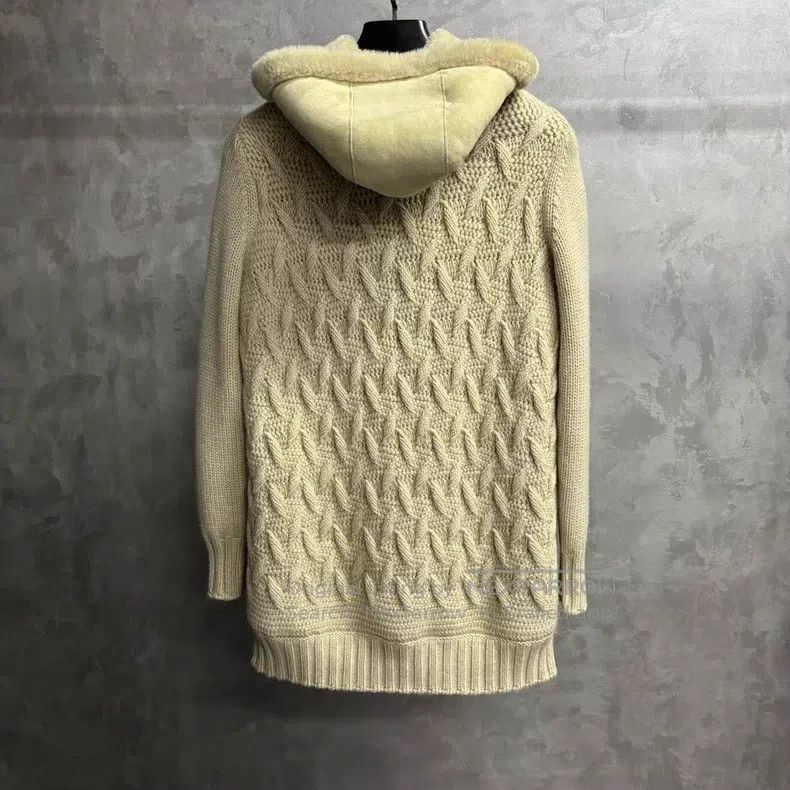 Loro Piana Loro Piana Ivory White Patchwork Material Fur and Leather Size S / US 4 / IT 40 - 2 Thumbnail