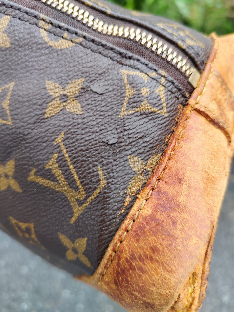 Louis Vuitton Authentic Vintage Louis Vuitton Alma PM DEFECTTED JUNK Size ONE SIZE - 6 Thumbnail