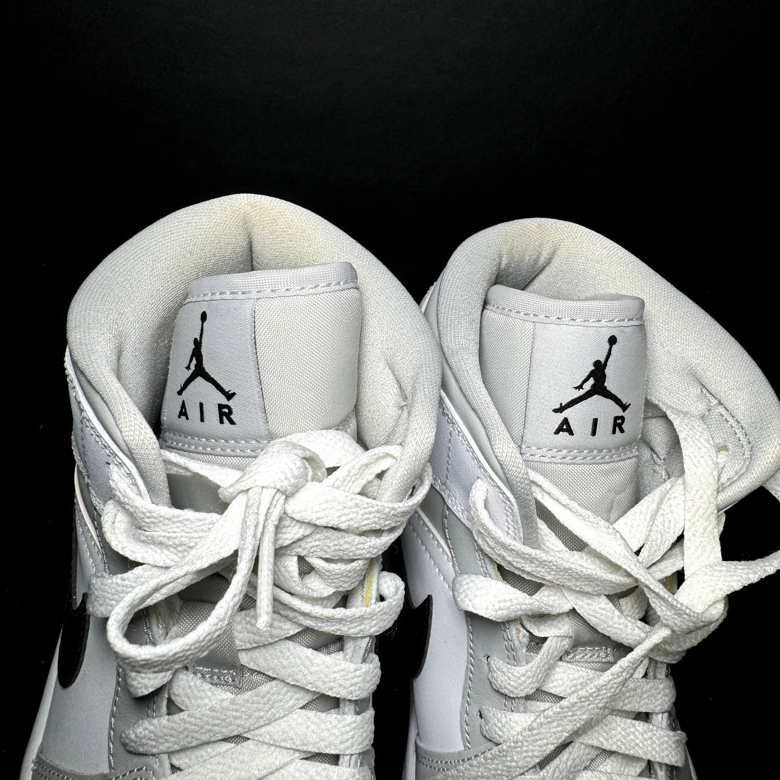Jordan Brand × Nike Wmns Nike Air Jordan 1 Mid Grey Fog Women's Shoes - Size 9 Size US 9 / IT 39 - 5 Thumbnail
