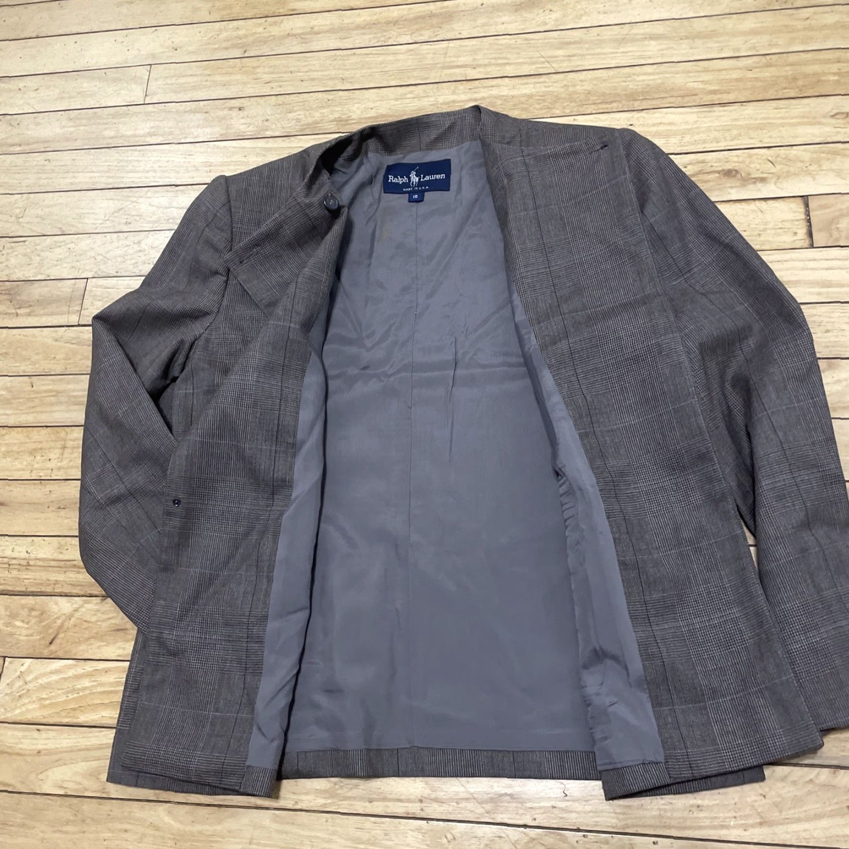 Ralph Lauren VINTAGE Ralph Lauren Skirt Suit Wool 10 Brown Gray Check Plaid Women’s 2-Piece Woolen Set Jacket and Skirt, 90s, Vintage, Classic, Business Womens Size 32" / US 10 / IT 46 - 4 Thumbnail
