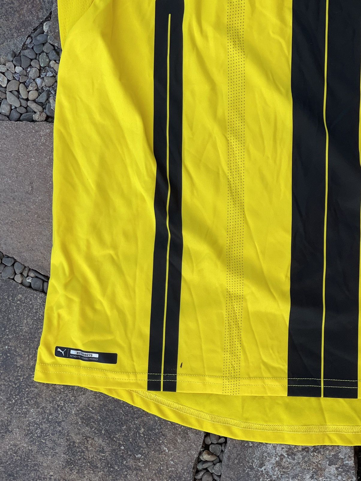 Puma 2016 Puma Borrusia Dortmund evonic soccer jersey Size US L / EU 52-54 / 3 - 2 Thumbnail