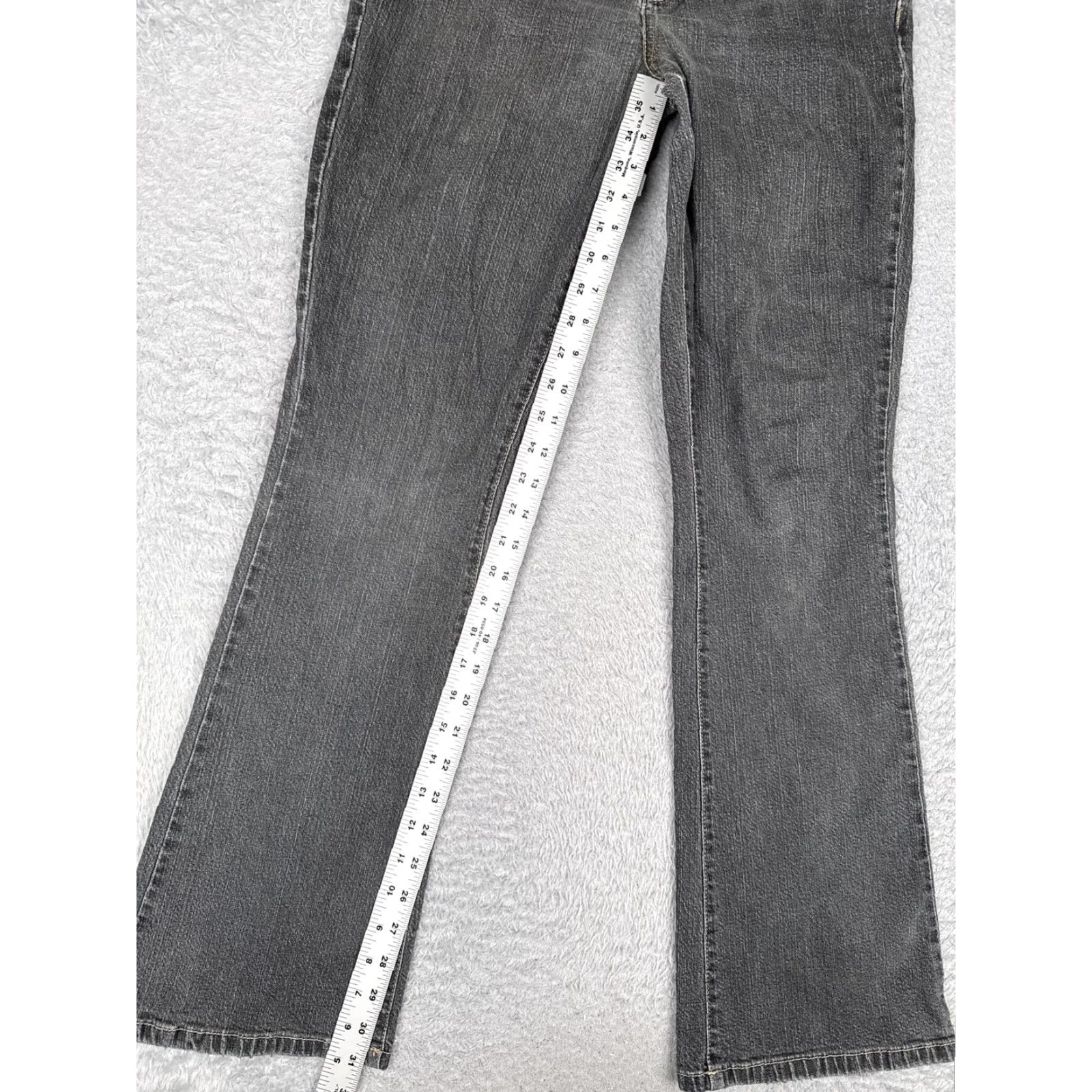 Calvin Klein Calvin Klein Jeans Womens 8 Flare Jeans Gray Charcoal Wash Mid Rise Denim 30x31 Jeans Flared 90s Womens Size 30" / US 8 / IT 44 - 7 Thumbnail