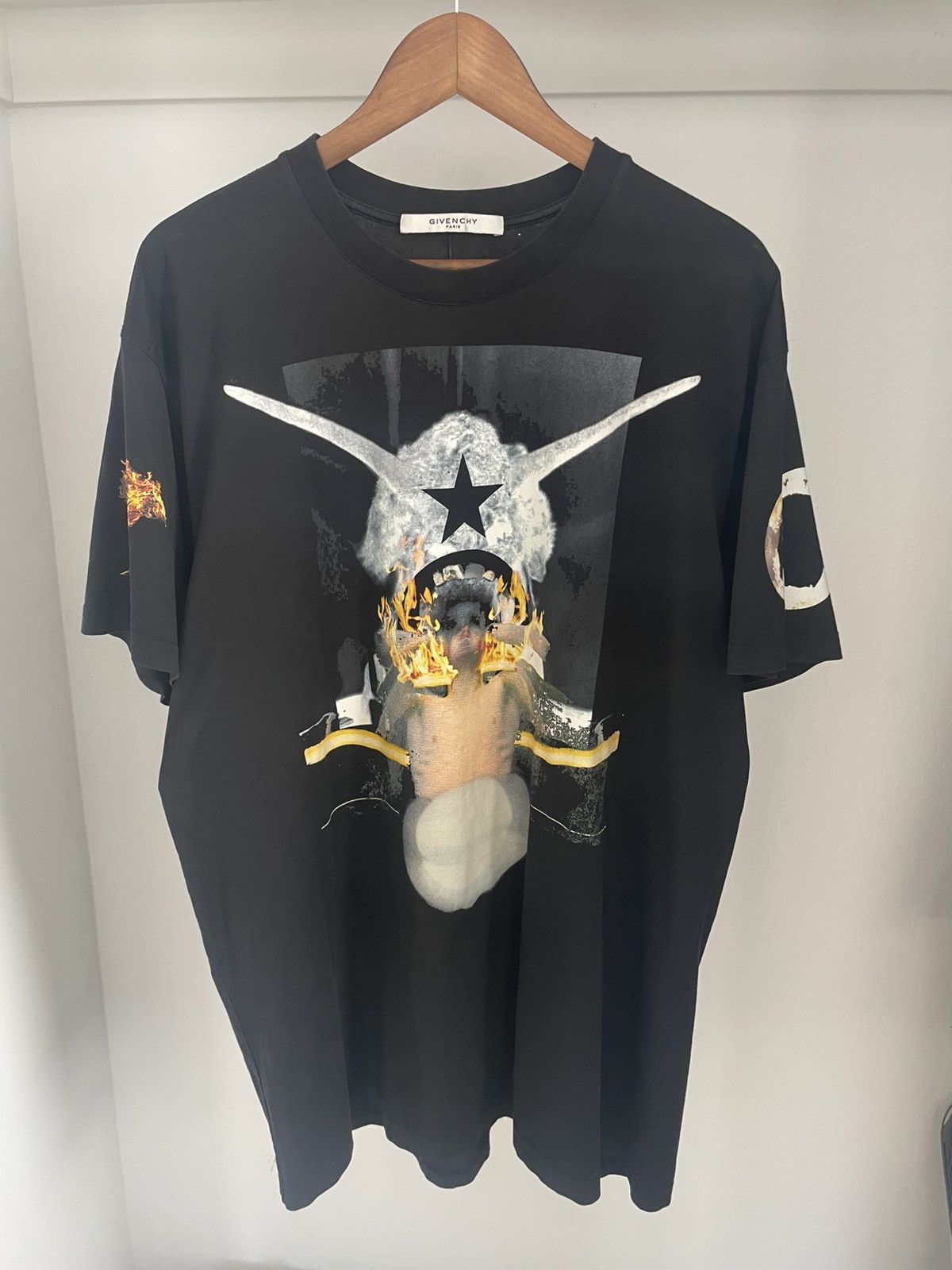 Givenchy Givenchy Voodoo T Shirt Size US L / EU 52-54 / 3 - 1 Thumbnail