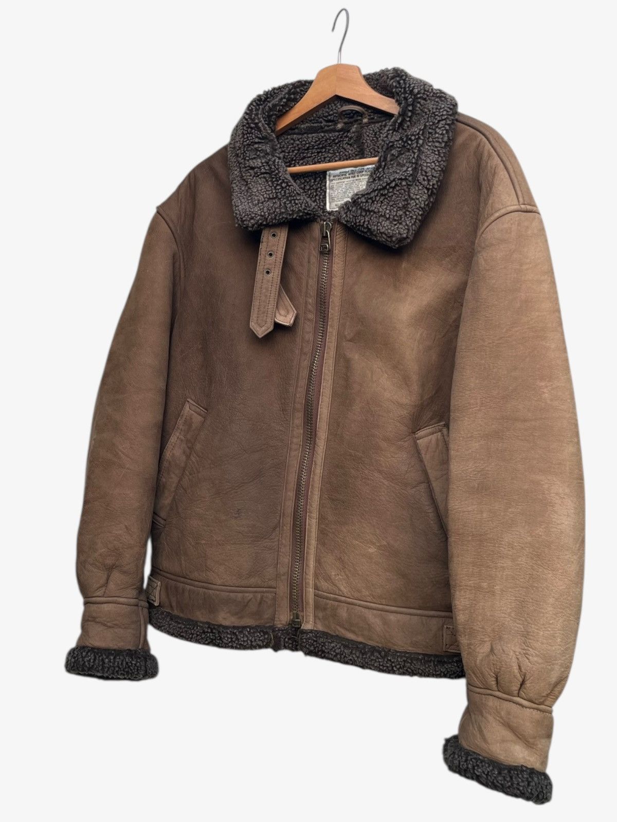 Genuine Leather Vintage Aitoz Corp B3 Cowhide Shearling Bomber Jacket Size US L / EU 52-54 / 3 - 9 Thumbnail
