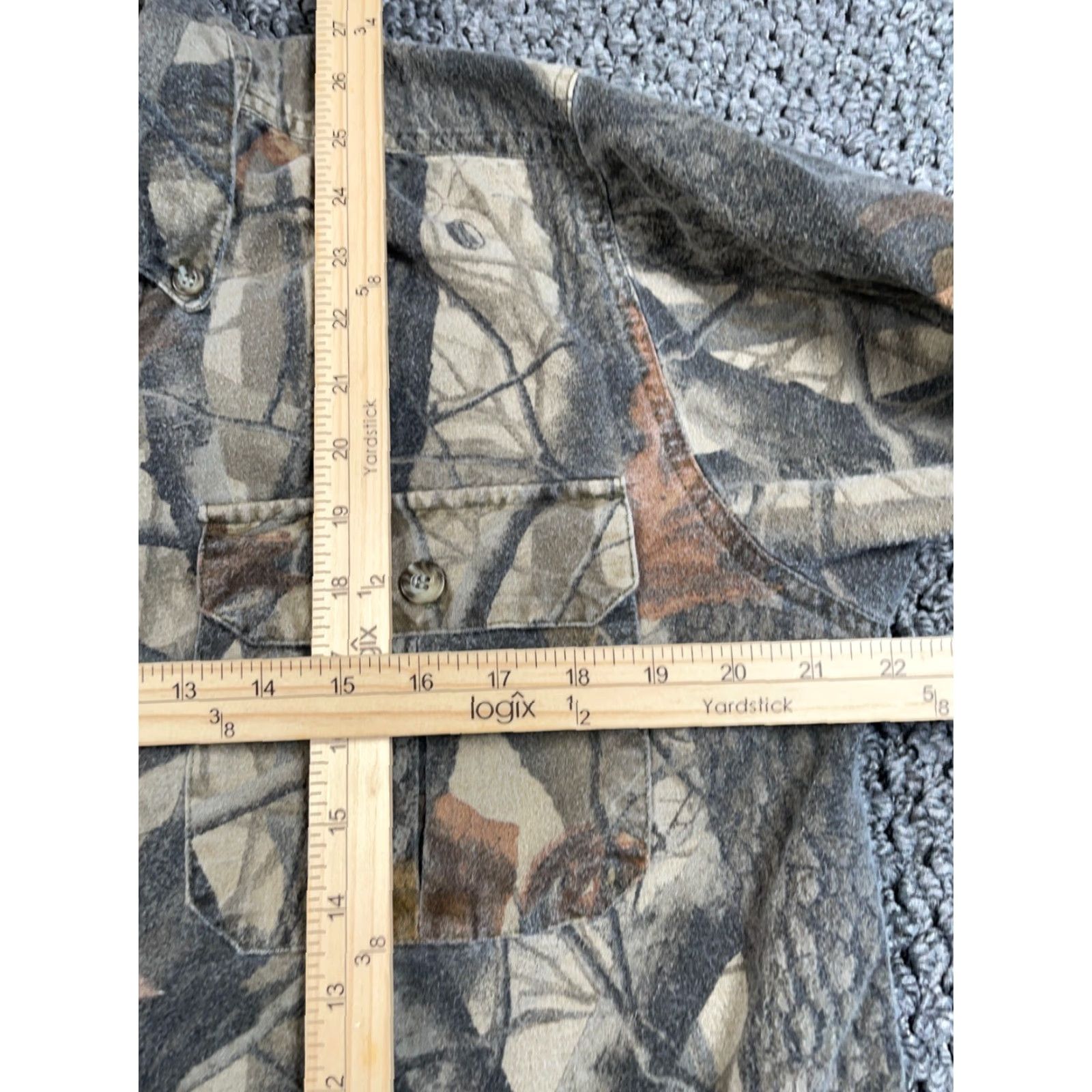 Realtree VINTAGE Wells Creek Realtree Camouflage Flannel Shirt Adult Medium Green Camo 90s Nature Outdoors Mens Size US M / EU 48-50 / 2 - 5 Thumbnail