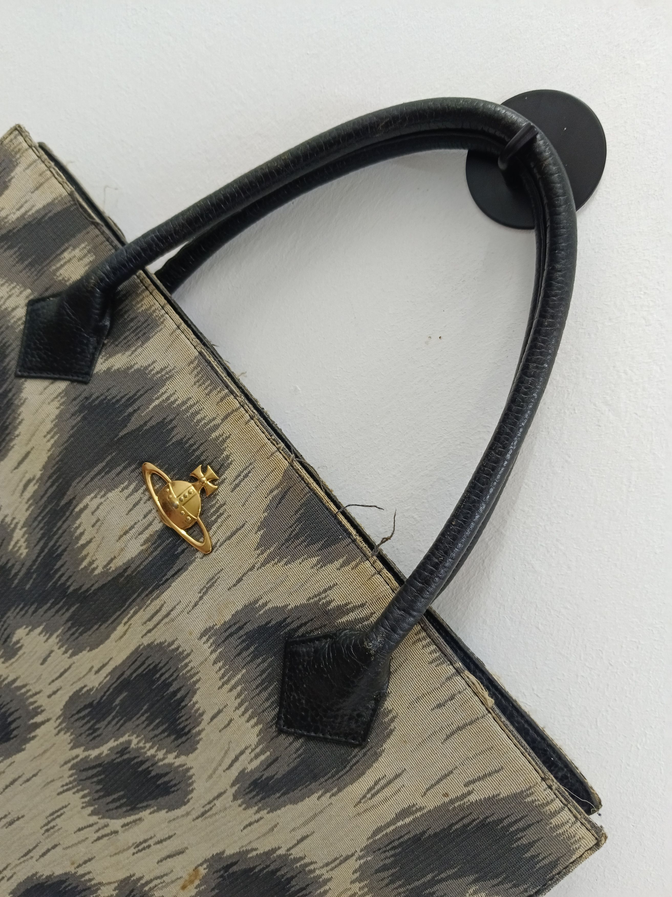 Vivienne Westwood Vivienne Westwood Vintage Leopard Print Orb Tote / Briefcase Size ONE SIZE - 9 Thumbnail