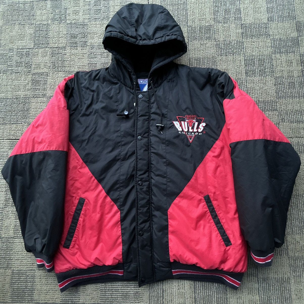 Logo 7 Vintage 90s Chicago Bulls Logo 7 Puffer Jacket Hoodie NBA Size US XL / EU 56 / 4 - 1 Thumbnail