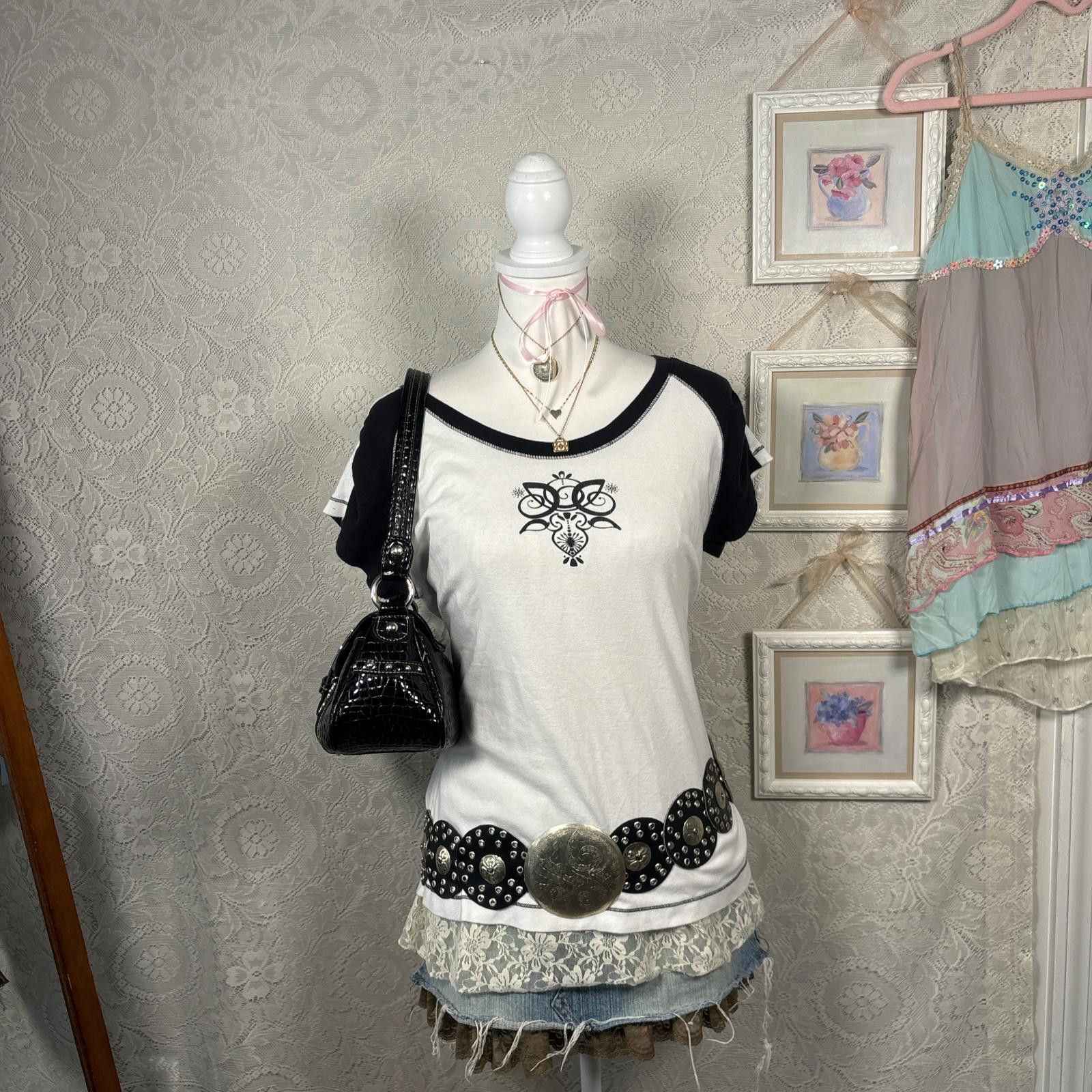 Other y2k grunge fitted black baby tee Size L / US 10 / IT 46 - 1 Thumbnail