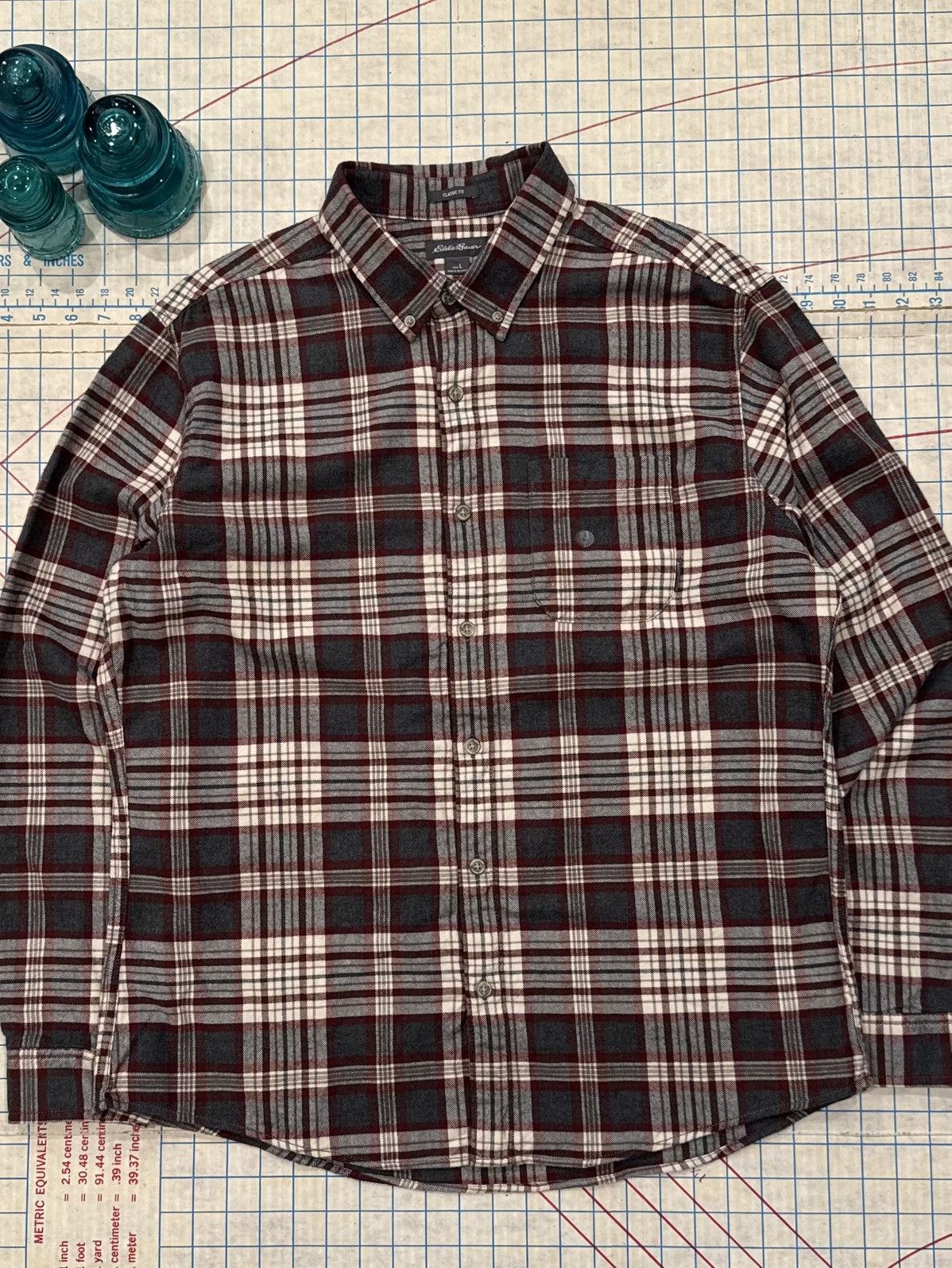 Eddie Bauer NWT Eddie Bauer Classic Fit Flannel Button Up Mens Large Size US L / EU 52-54 / 3 - 2 Thumbnail