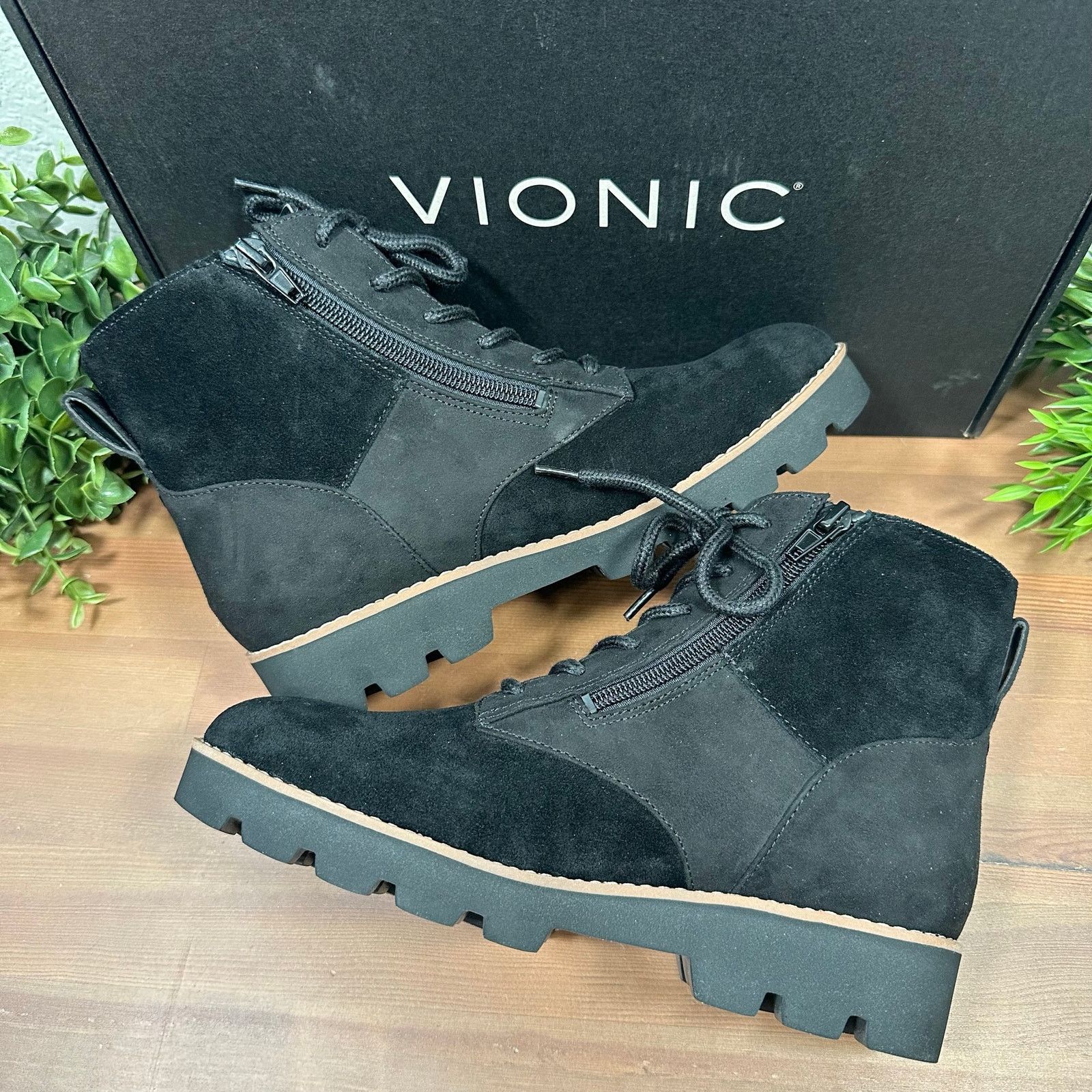 Vionic Vionic Larson Water Repellent Suede Lace-Up Ankle Boots Size US 6 / IT 36 - 5 Thumbnail