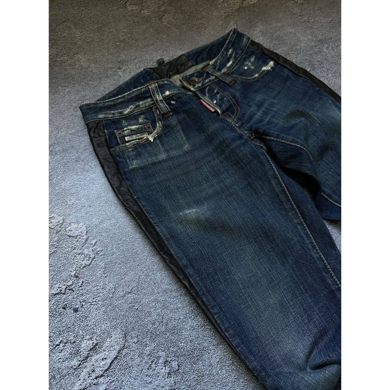 Dsquared2 Vintage Dsquared2 Distressed Leather Inserts Denim Pants Size 30" / US 8 / IT 44 - 9 Thumbnail