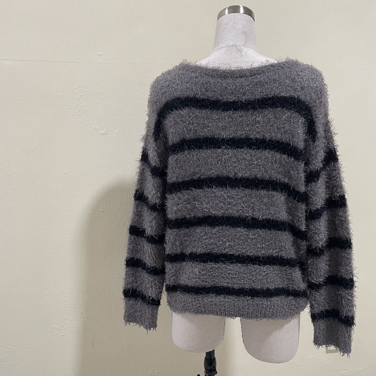 20471120 Vintage Sorridere LGB Style Fuzzy Sweatshirt Size US M / EU 48-50 / 2 - 2 Thumbnail