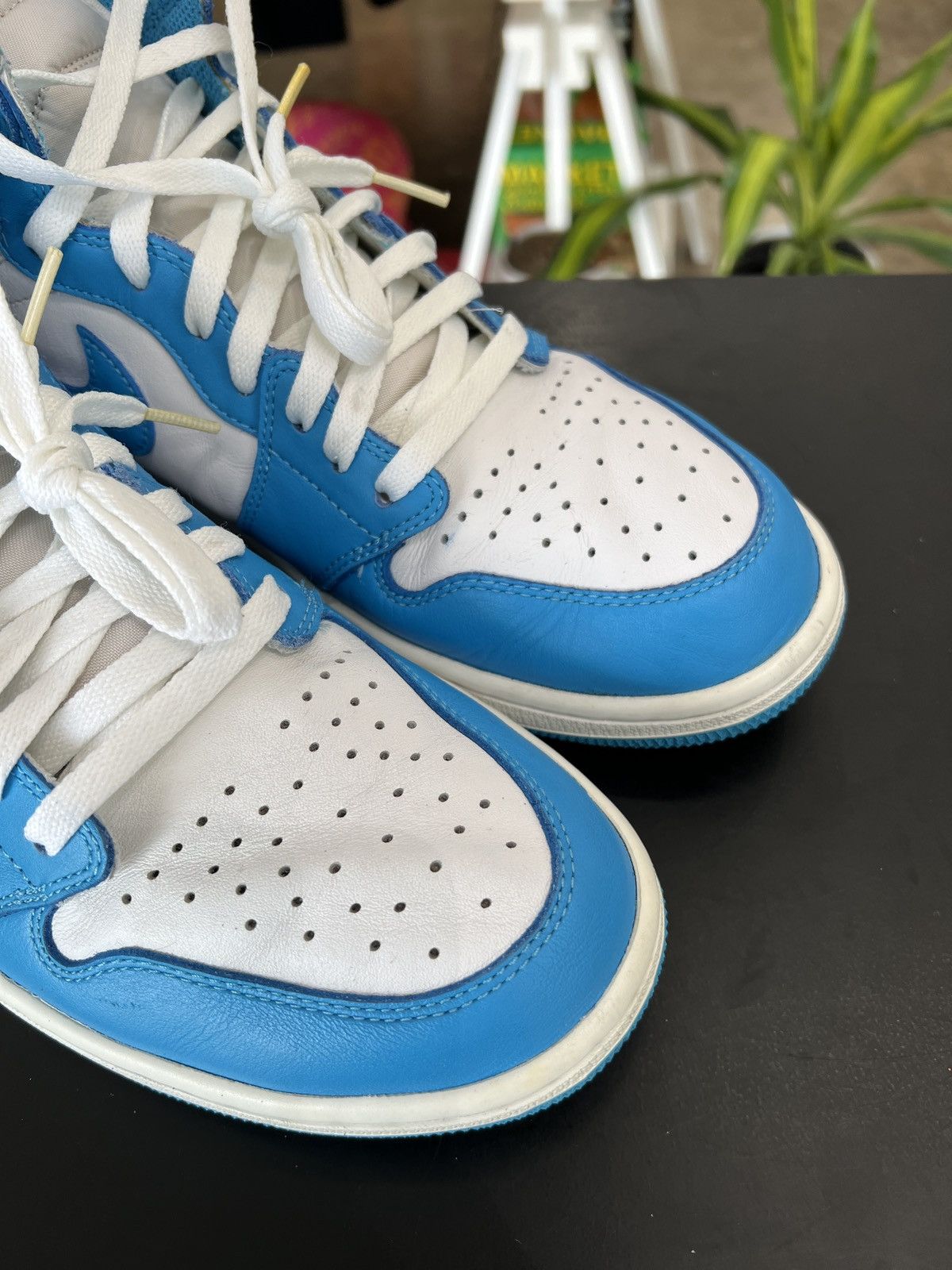 Jordan Brand × Nike Air Jordan 1 UNC Sz. 12.5 (2015) Size US 12.5 / EU 45-46 - 7 Thumbnail