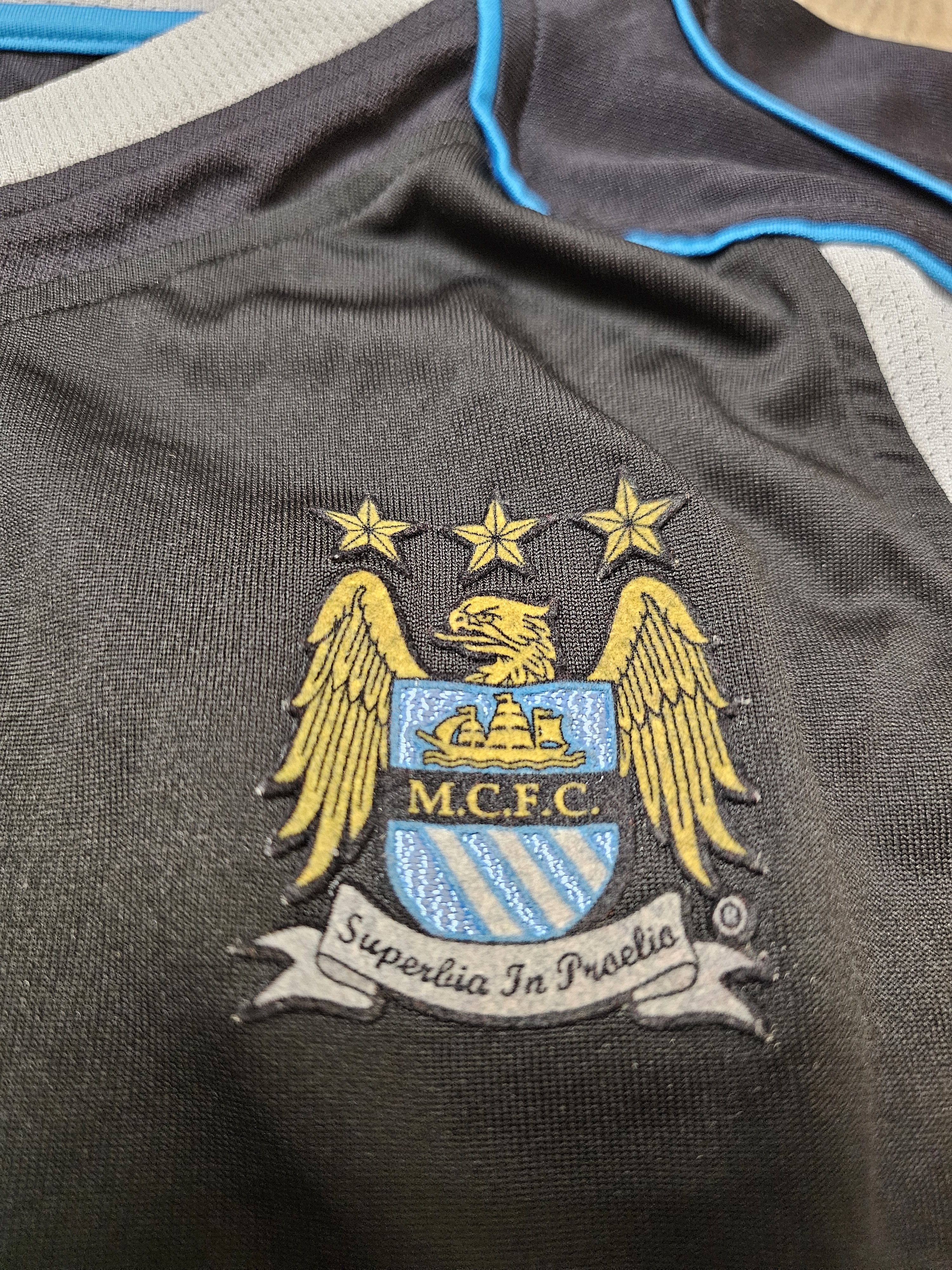 Reebok MANCHESTER CITY 2006 2007 AWAY FOOTBALL SHIRT SOCCER JERSEY Size US M / EU 48-50 / 2 - 4 Thumbnail