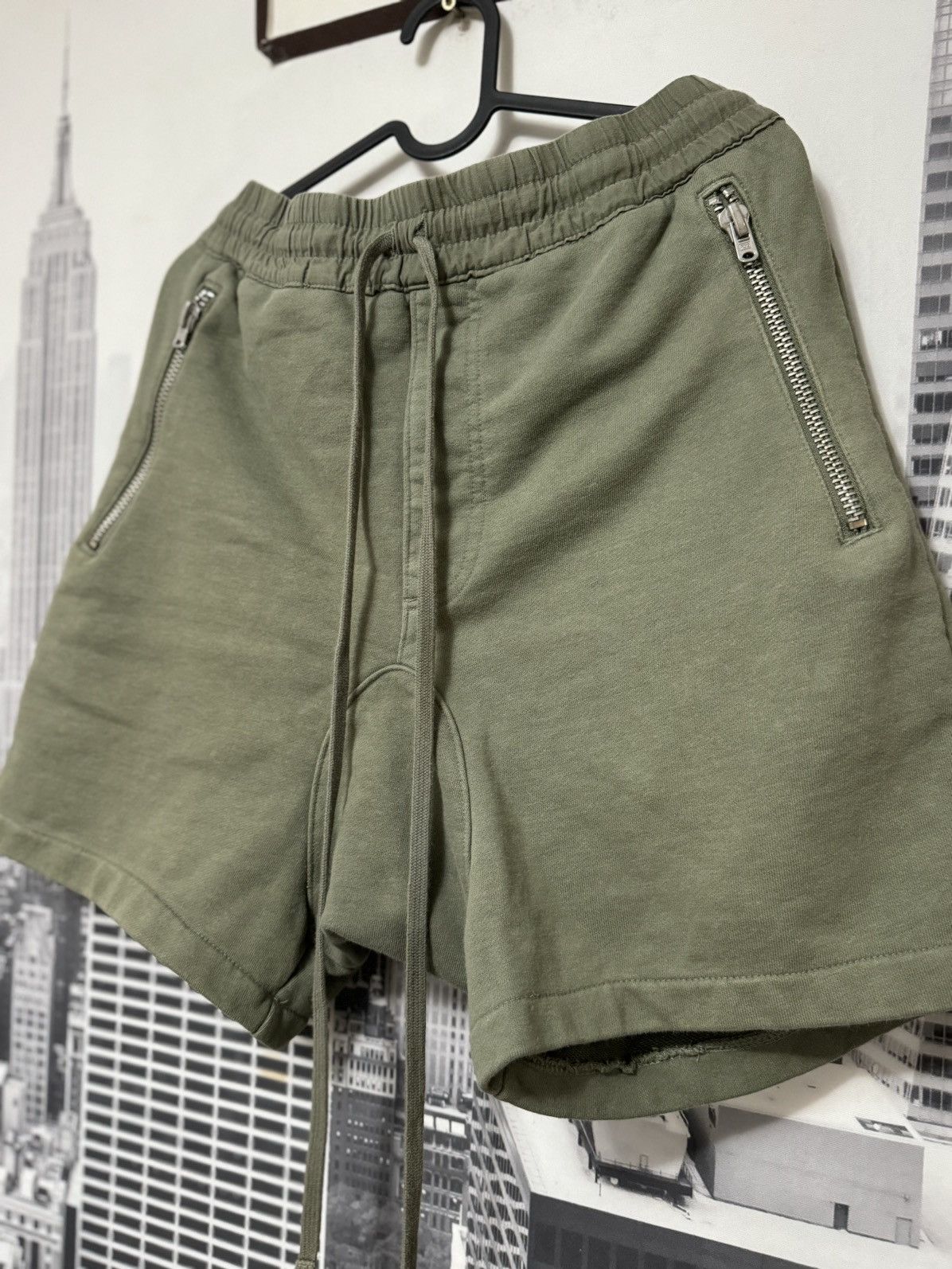 Fear of God 🔥OG FOG Fear of God Collection Two Shorts Olive SZ Small Size US 32 / EU 48 - 2 Thumbnail