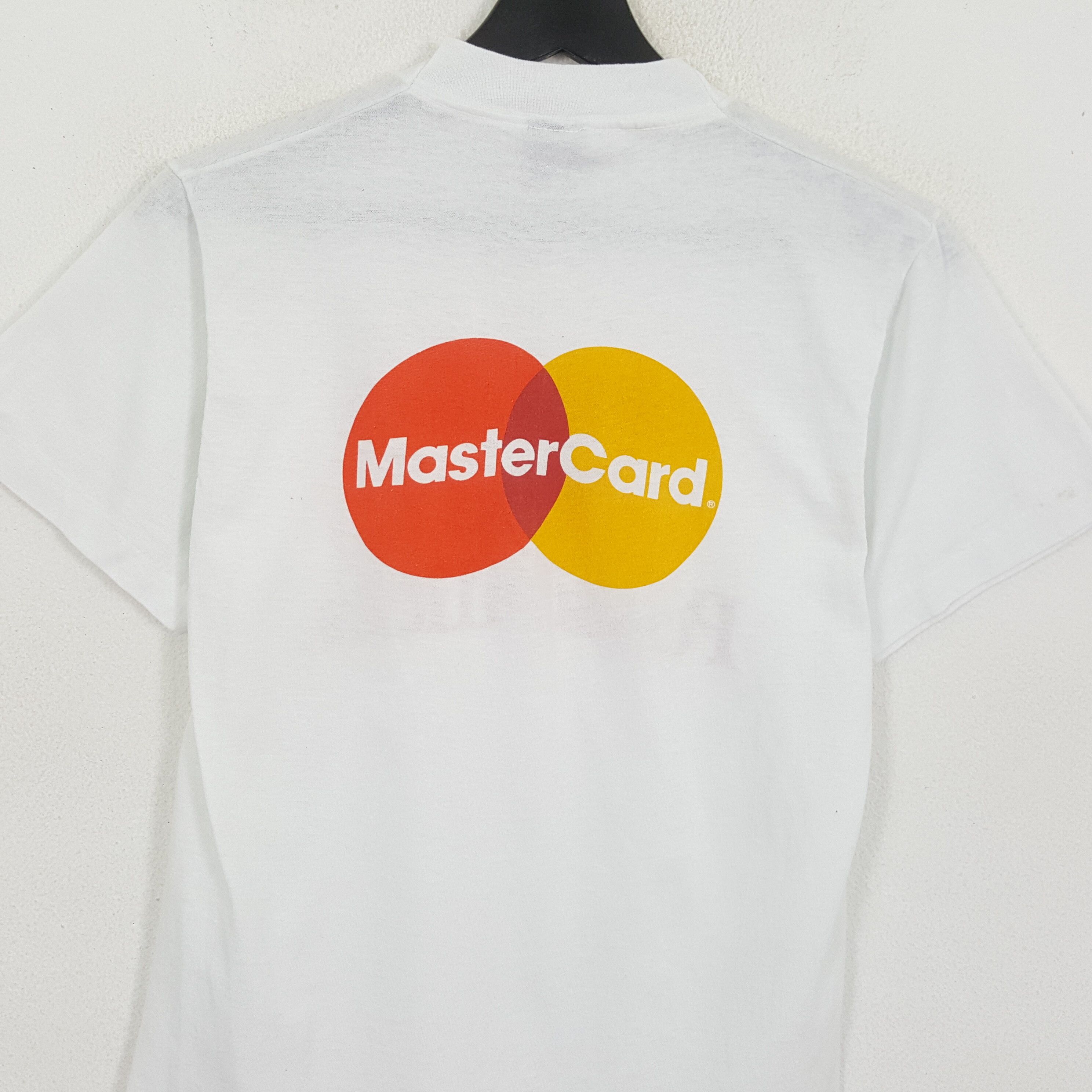 Vintage MASTER CARD Logo Design Vintage Tshirt Size US S / EU 44-46 / 1 - 2 Preview