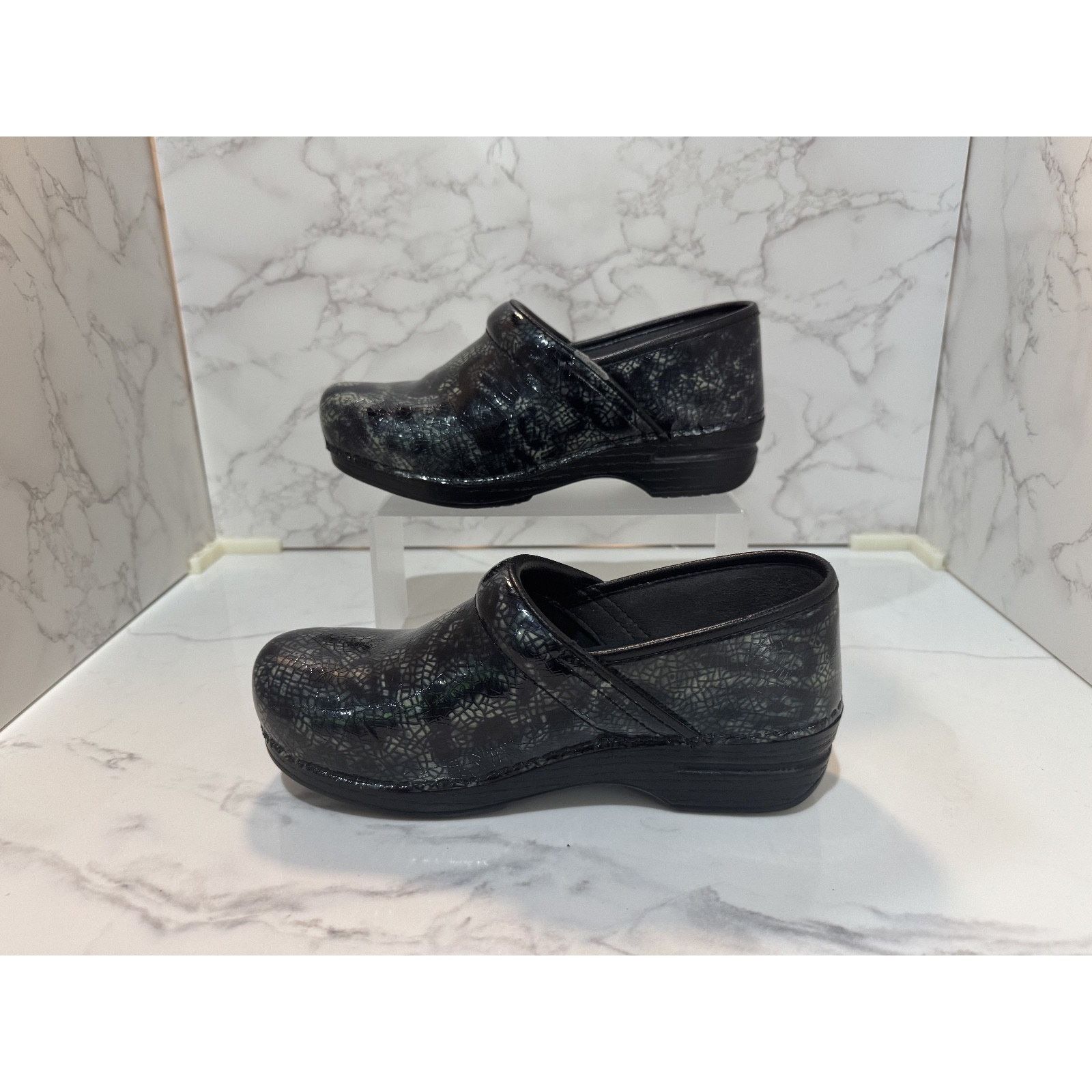 Dansko Dansko XP Pro Womens Clogs Leather, Size 39, 8.5-9 US Size US 8.5 / IT 38.5 - 5 Thumbnail