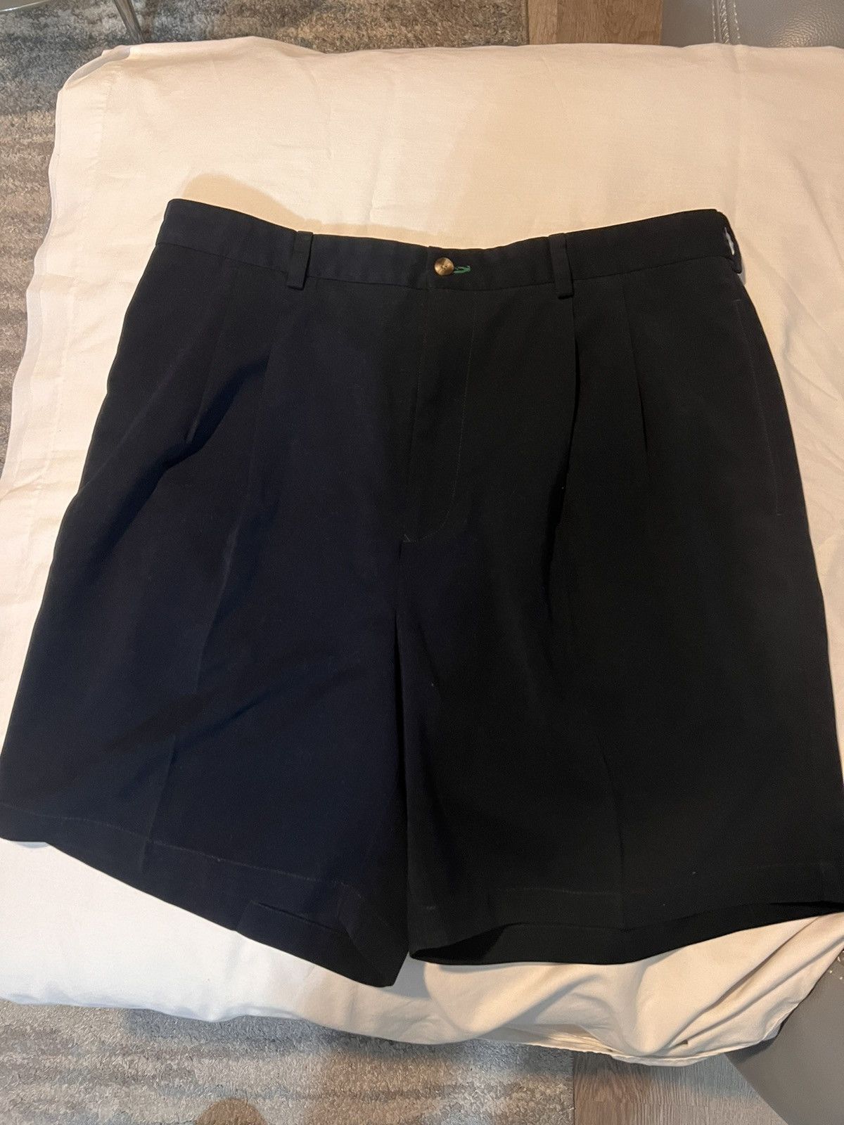 Tommy Hilfiger TOMMY HILFIGER GOLF NAVY BLUE SHORTS- MENS- SIZE 38 Size US 38 / EU 54 - 6 Thumbnail