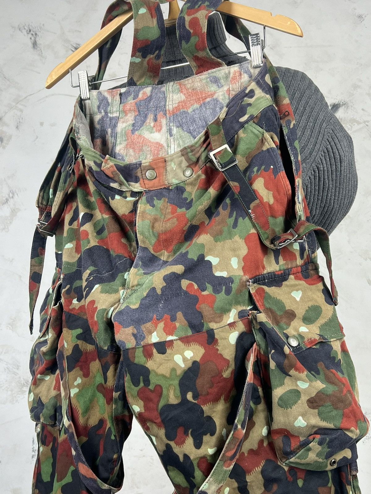 Vintage Vintage Swiss Alpenflage Cargo Bib Pants Size M - L Size US 32 / EU 48 - 10 Thumbnail