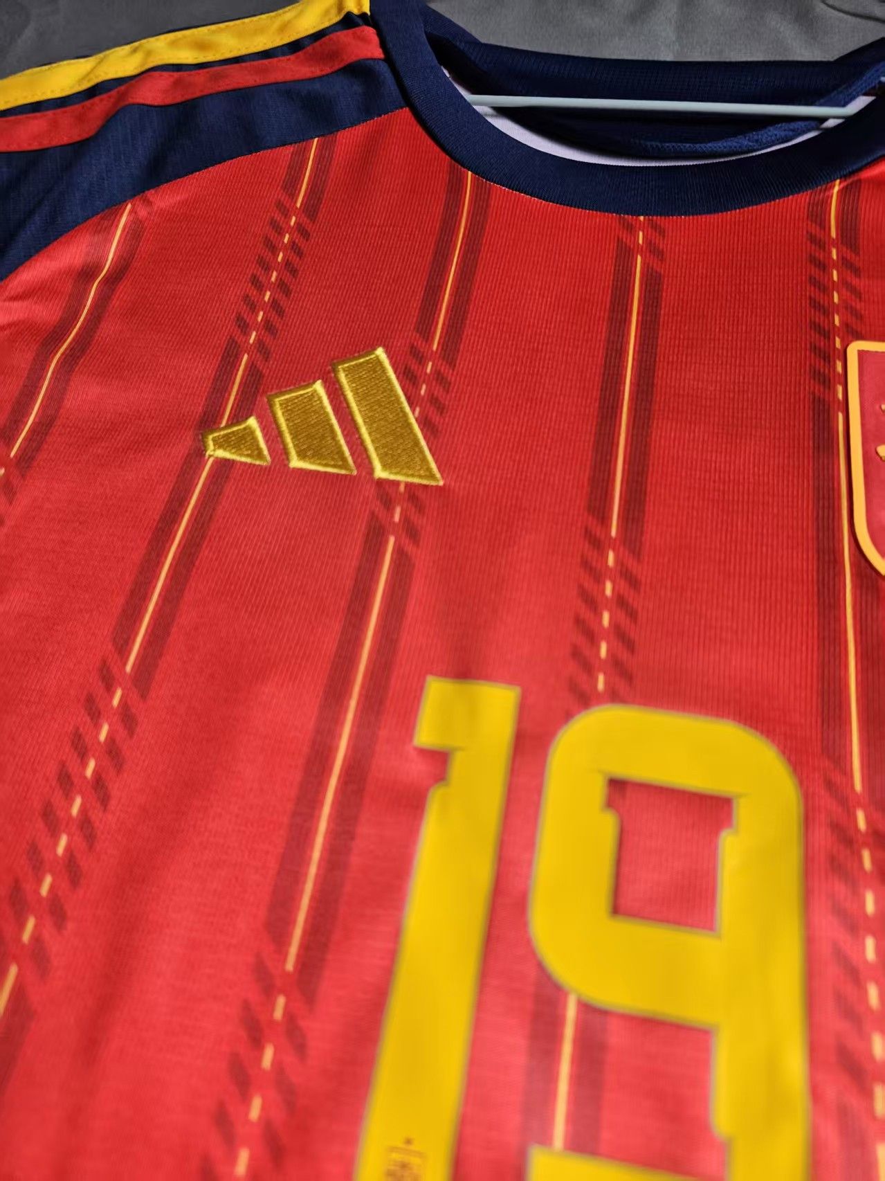 Other Spain #19 Lamine Yamal Jersey Home 2026 Size US L / EU 52-54 / 3 - 3 Thumbnail