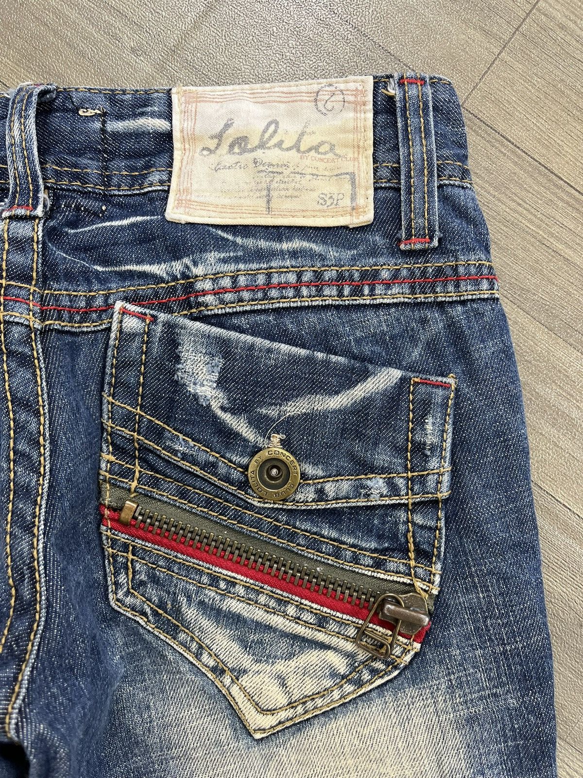 Japanese Brand Y2K Style Yoshitomo Nara Lolita Jeans Distressed 3/4 Jeans Size US 28 / EU 44 - 14 Thumbnail