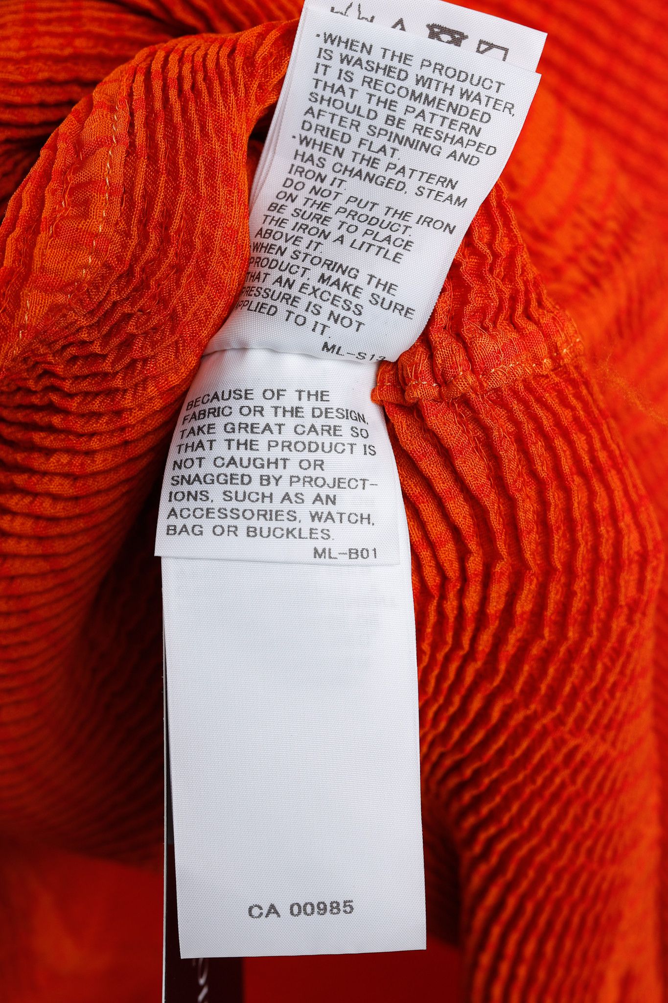 Issey Miyake Issey Miyake Mainline Orange Wave Spongy Pleats Tunic Size L / US 10 / IT 46 - 9 Thumbnail