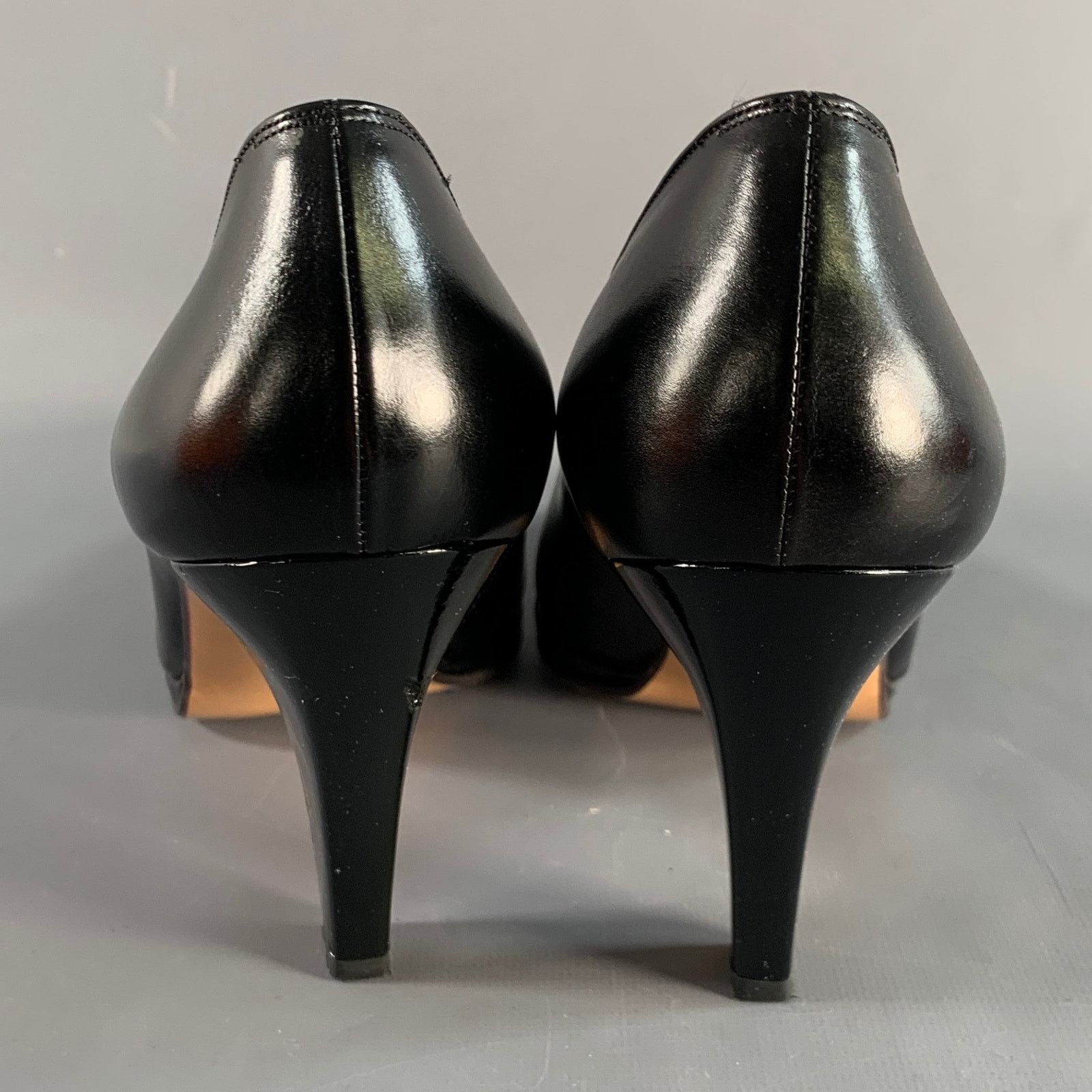 Salvatore Ferragamo SALVATORE FERRAGAMO Size 9 Black Leather Platform Pumps Size US 9 / IT 39 - 3 Thumbnail