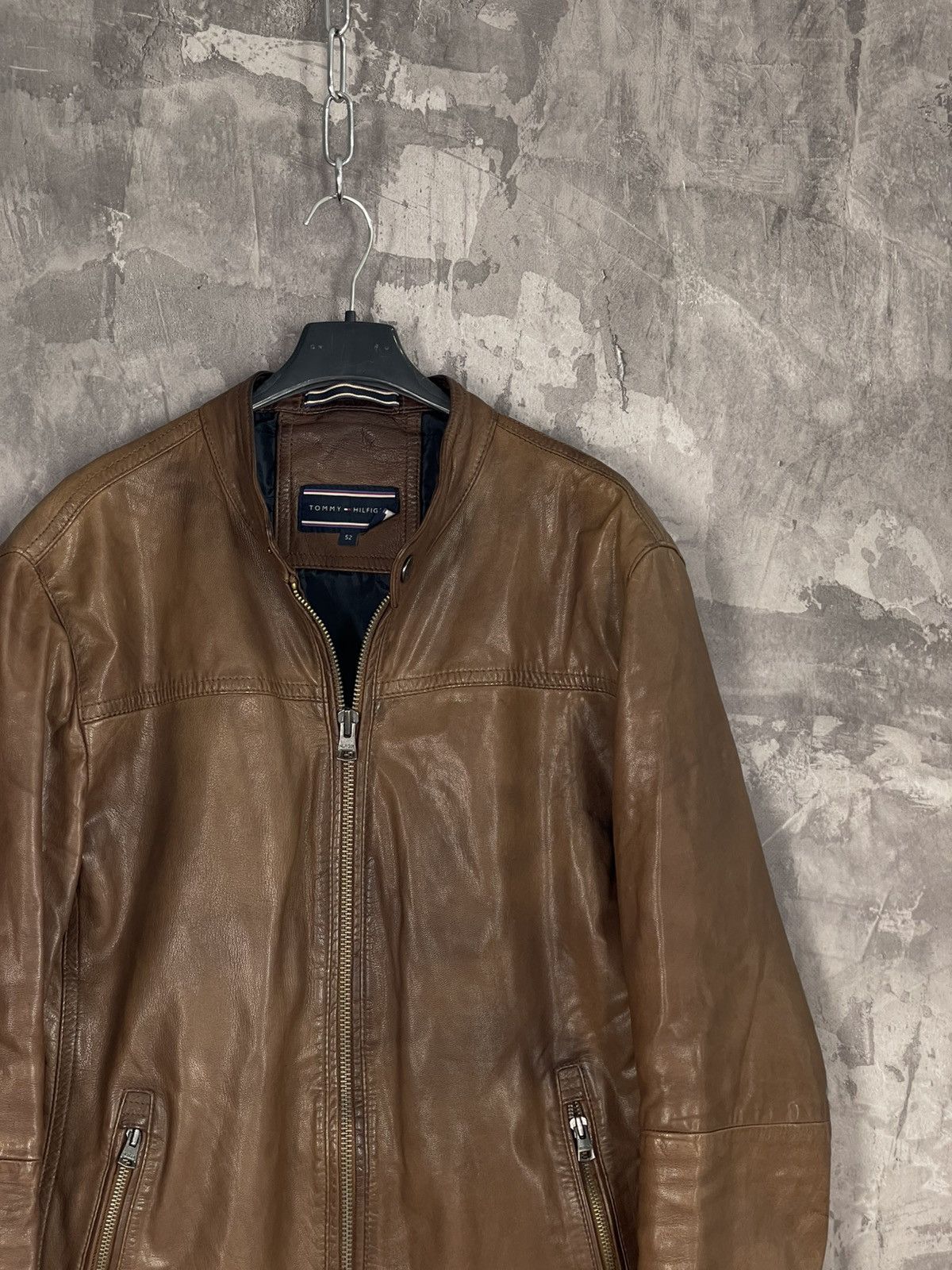 Tommy Hilfiger Vintage Tommy Hilfiger Brown Leather Jacket 1990 Size L Size US L / EU 52-54 / 3 - 4 Thumbnail