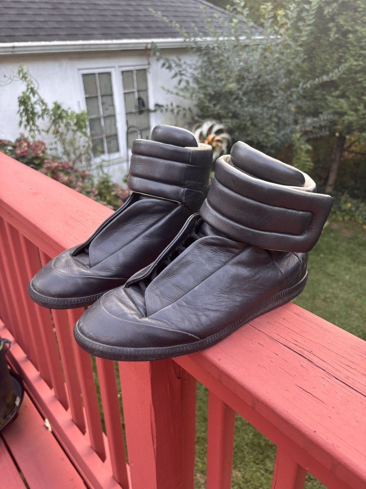 8/26まで出品 Martin Margiela future high Maison Martin Margiela Future Sneakers Sz 41/US 8-8.5 Black