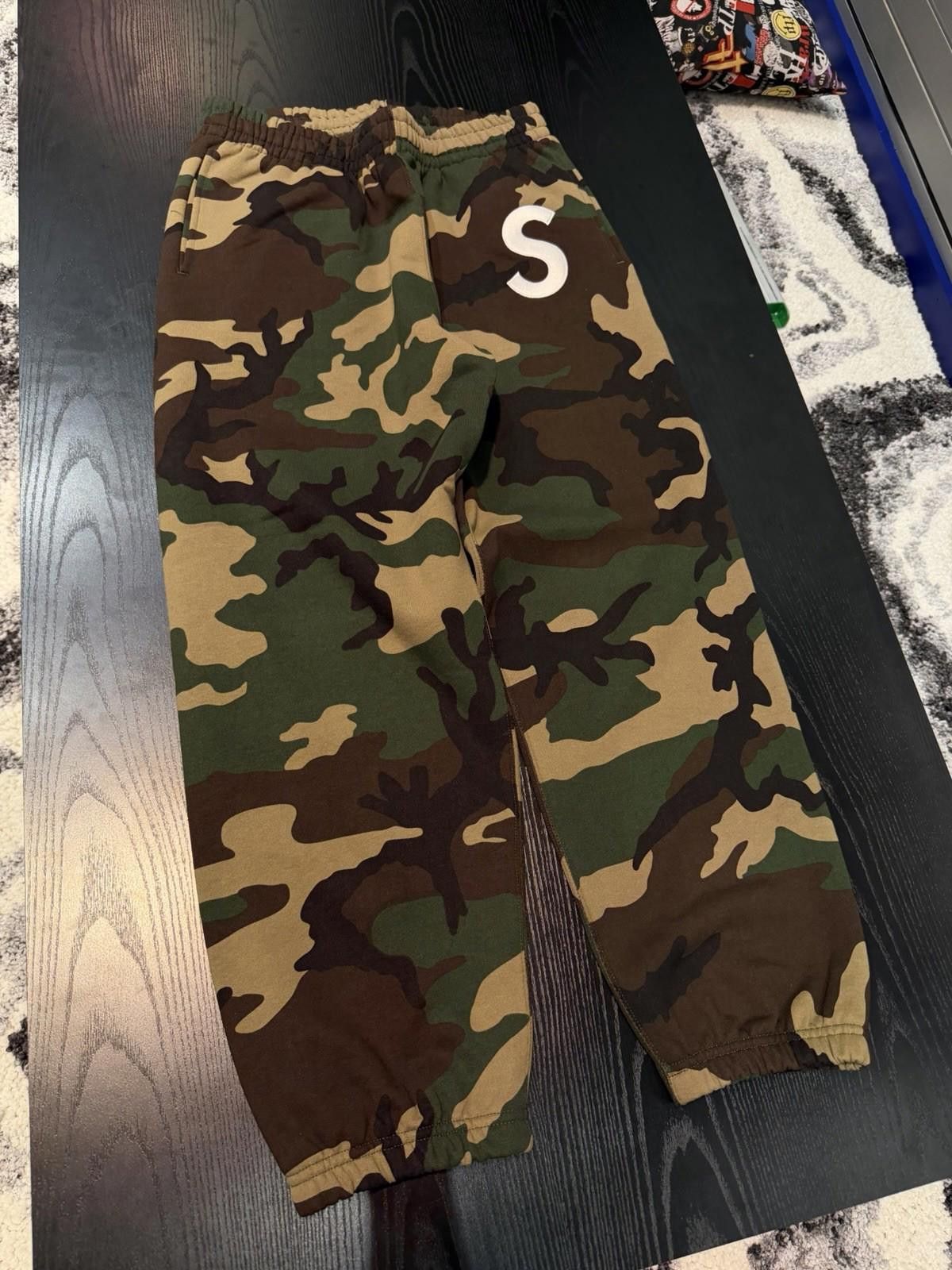 Supreme Supreme S Logo Sweatpants Camo (SS25) Brand New Size Medium Size US 32 / EU 48 - 5 Thumbnail