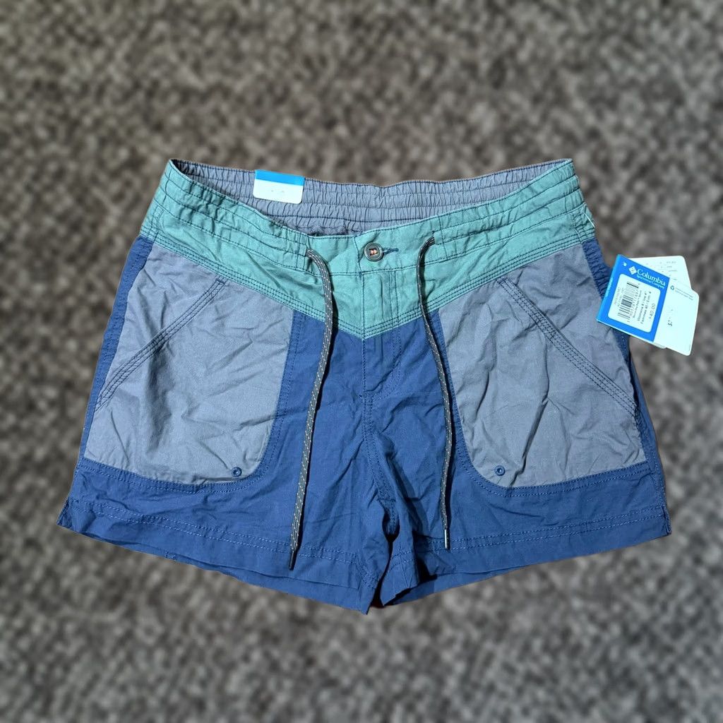 Vintage Columbia Shorts 8 Women Cotton Drawstring 3.5 Inseam Casual Athletic Green 90s Summer Beach Mens Womens Size 30" / US 8 / IT 44 - 1 Thumbnail