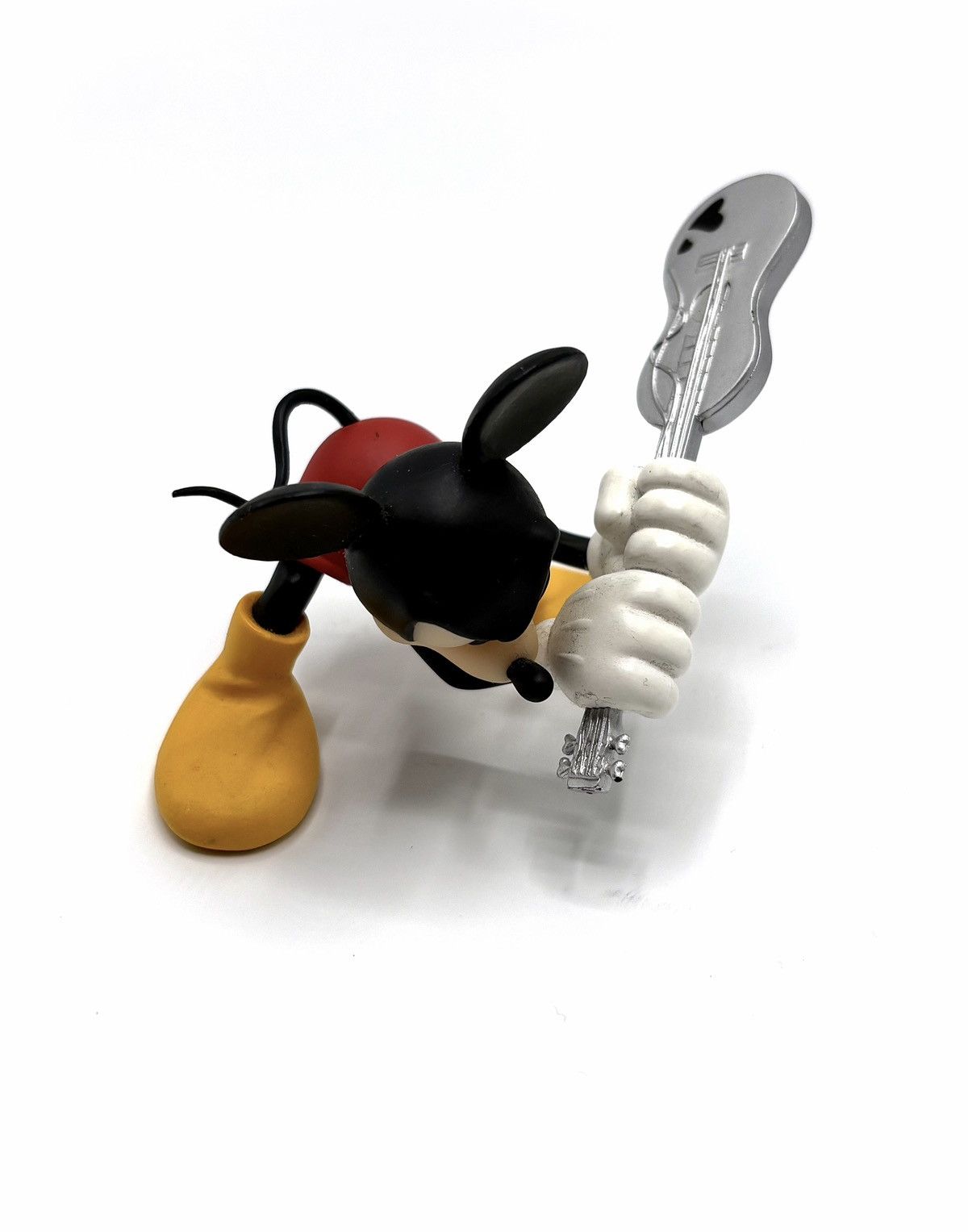 Roen Roen Collection UDF Mikey Smashing Guitar Figure Size ONE SIZE - 3 Thumbnail