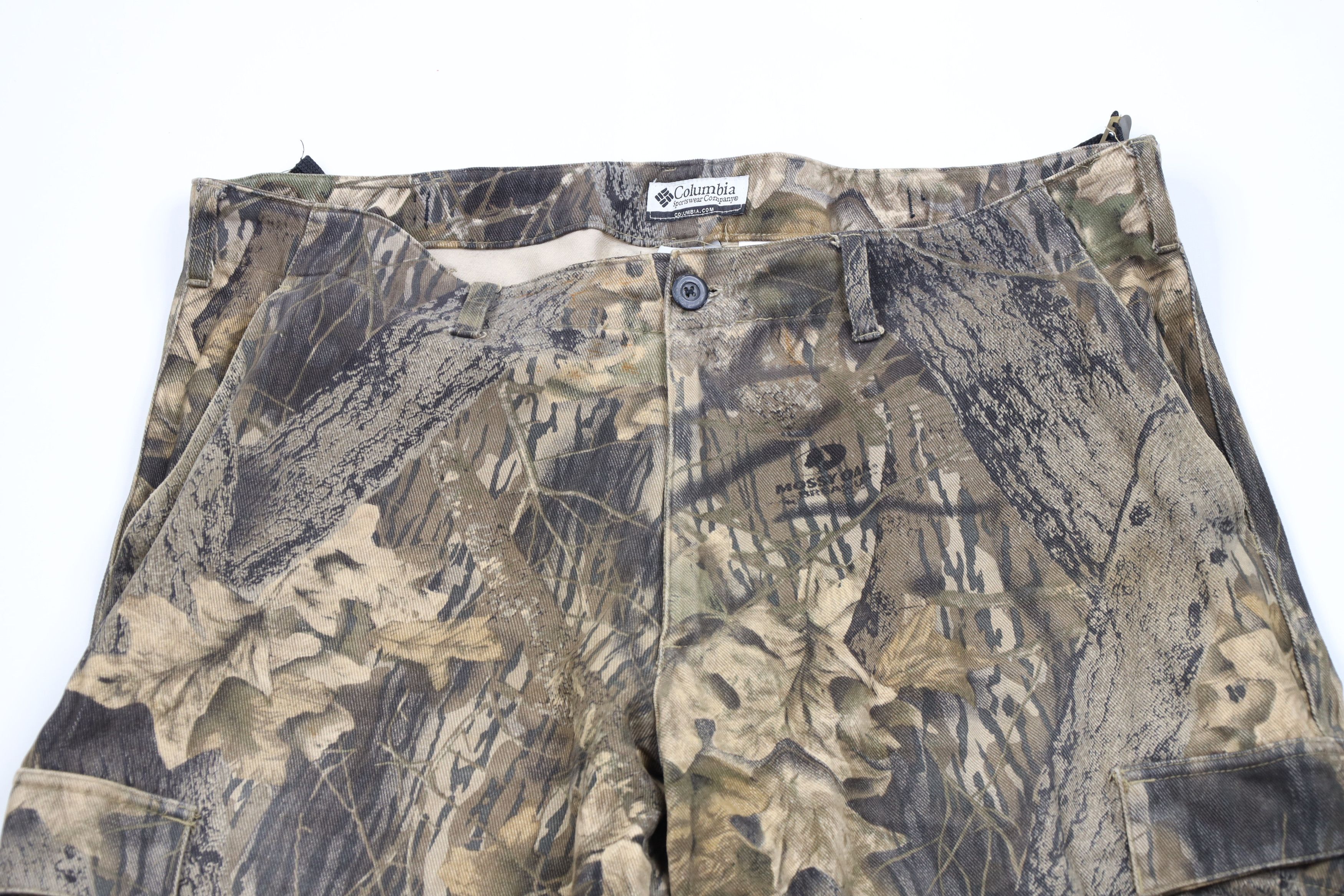 Columbia × Vintage Vintage Columbia Mossy Oak Camouflage Wide Leg Cargo Pants Size US 40 / EU 56 - 2 Thumbnail