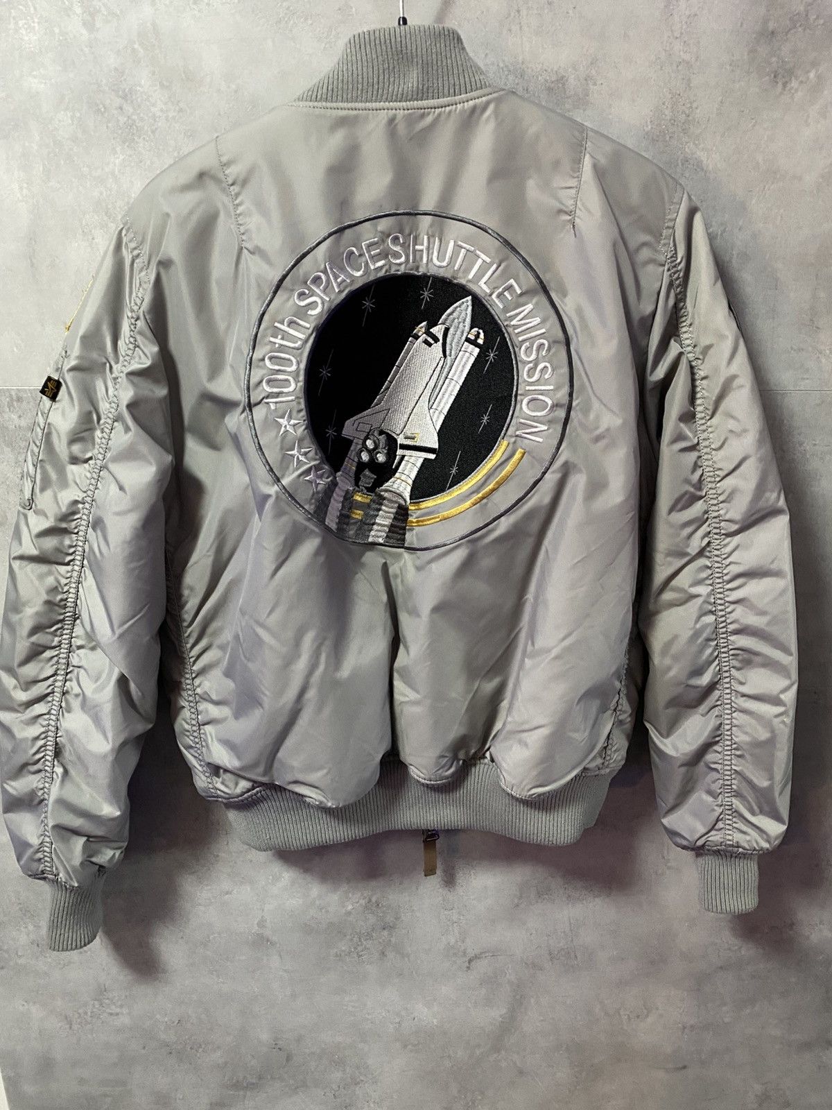 Alpha Industries Alpha industries Reversible NASA Bomber jacket Size US M / EU 48-50 / 2 - 2 Thumbnail