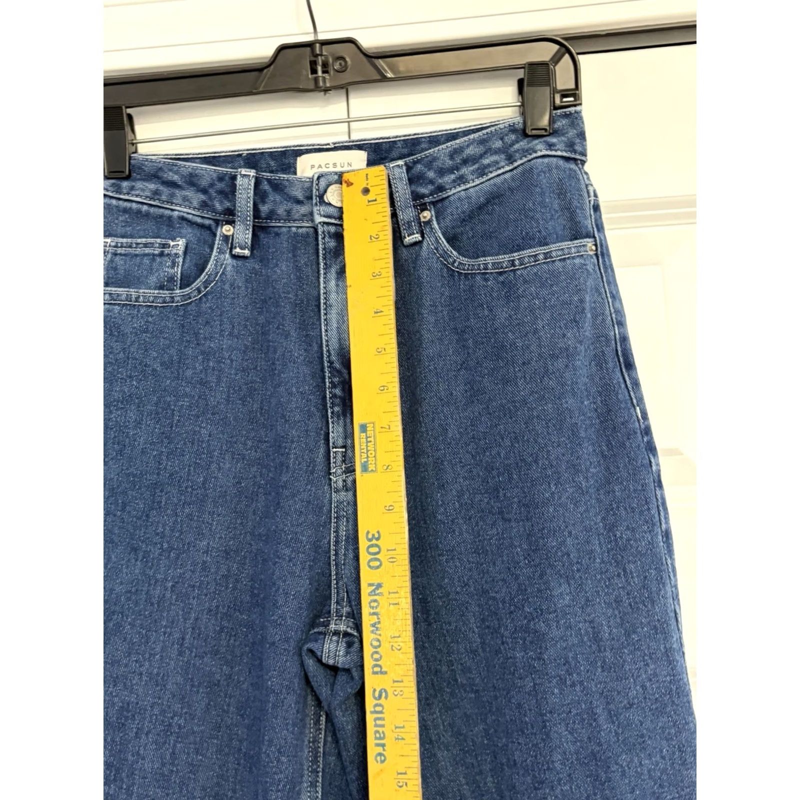 Pacsun Pacsun 90's Boyfriend High Waist Jeans Classic Blue Denim sz 26 Jeans Womens 90s Style PacSun 26 Regular Denim Blue Size 26" / US 2 / IT 38 - 7 Thumbnail