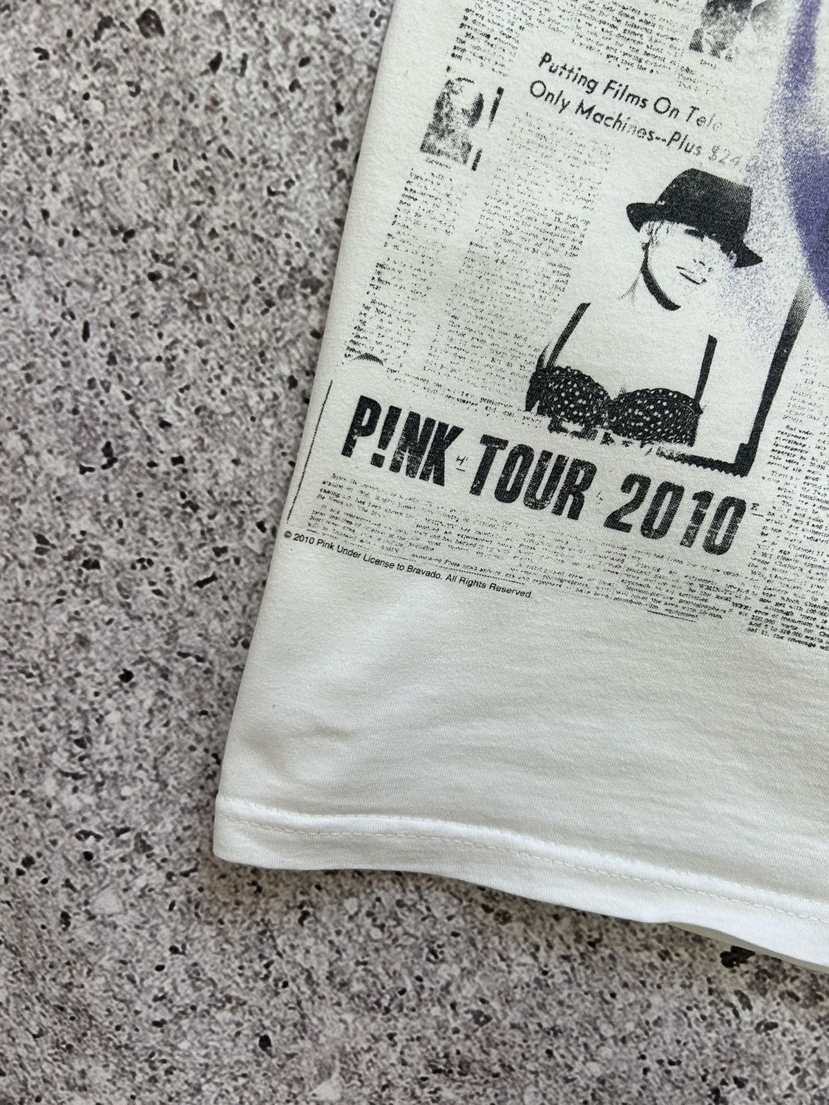 Band Tees × Vintage Vintage Rock Band Pink Tour 2010 Retro T-Shirt Y2K Hype Size US L / EU 52-54 / 3 - 10 Thumbnail