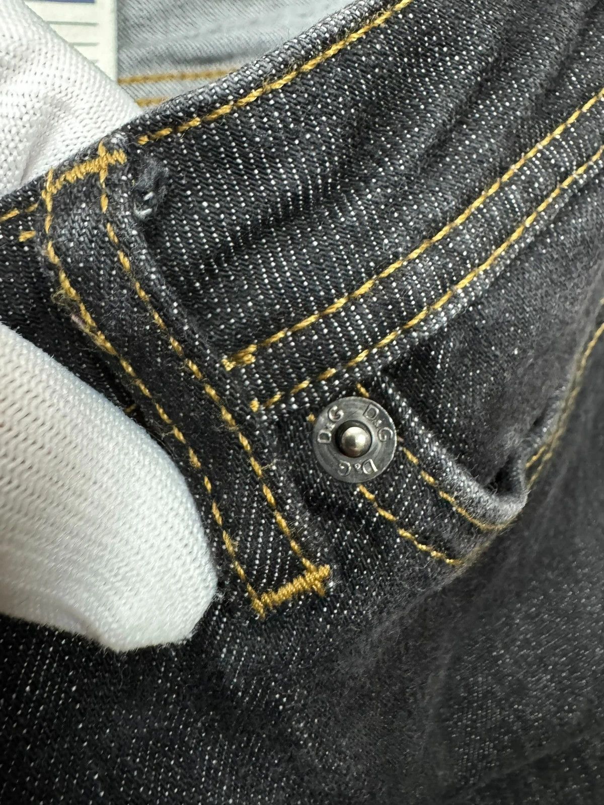 Dolce & Gabbana Dolce & Gabbana Vintage Jeans Ankle Zip Crop size 30 Size 30" / US 8 / IT 44 - 14 Thumbnail