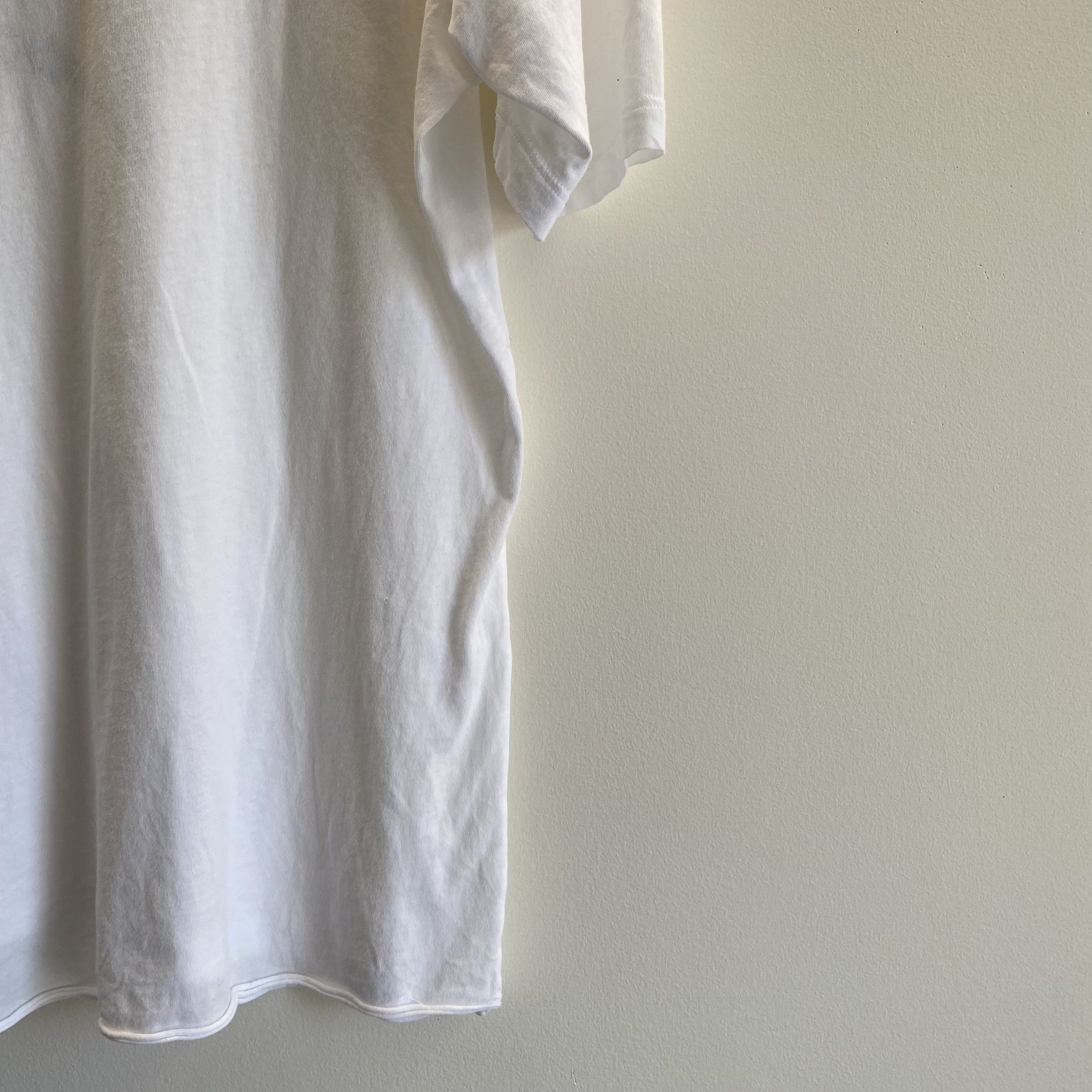 Saint Laurent Paris Saint Laurent Paris Signature Logo T-Shirt Size US M / EU 48-50 / 2 - 11 Thumbnail