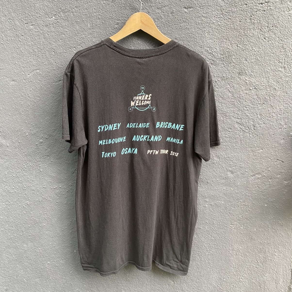 Band Tees Thrashed Faded Panic At The Disco Band Tee Size US L / EU 52-54 / 3 - 4 Thumbnail
